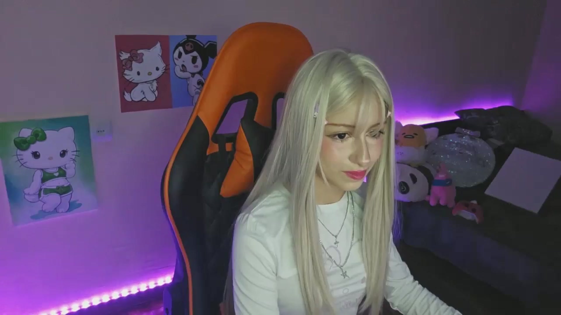 Gallery image thumbnail from PureBlush_xo's myfreecams stream on, 02/24/2026, 04:27 image 19 of 20