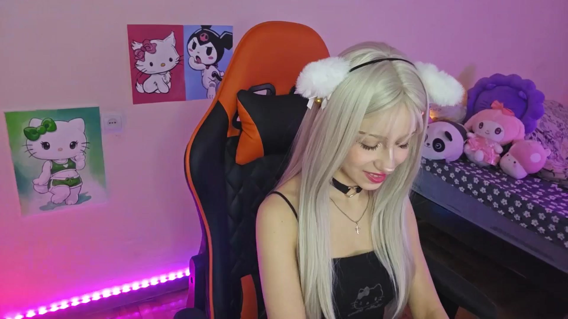 Gallery image thumbnail from PureBlush_xo's myfreecams stream on, 03/17/2026, 05:22 image 1 of 20