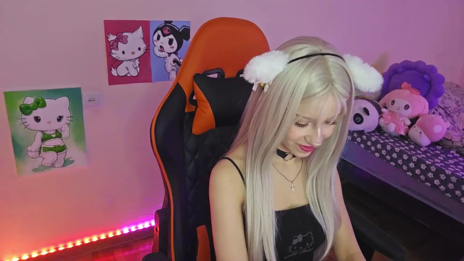 Gallery image thumbnail from PureBlush_xo's myfreecams stream on, 03/17/2026, 05:22 image 5 of 20