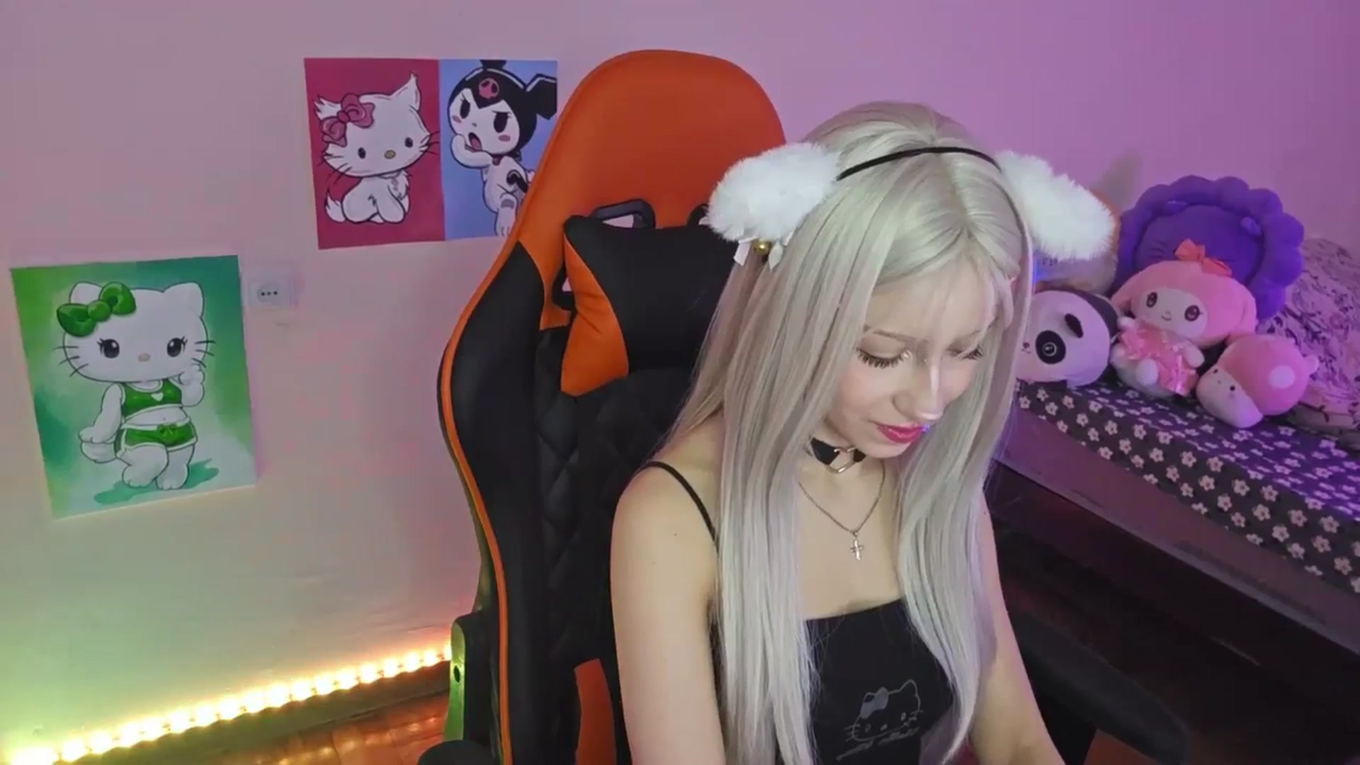 Gallery image thumbnail from PureBlush_xo's myfreecams stream on, 03/17/2026, 05:22 image 10 of 20