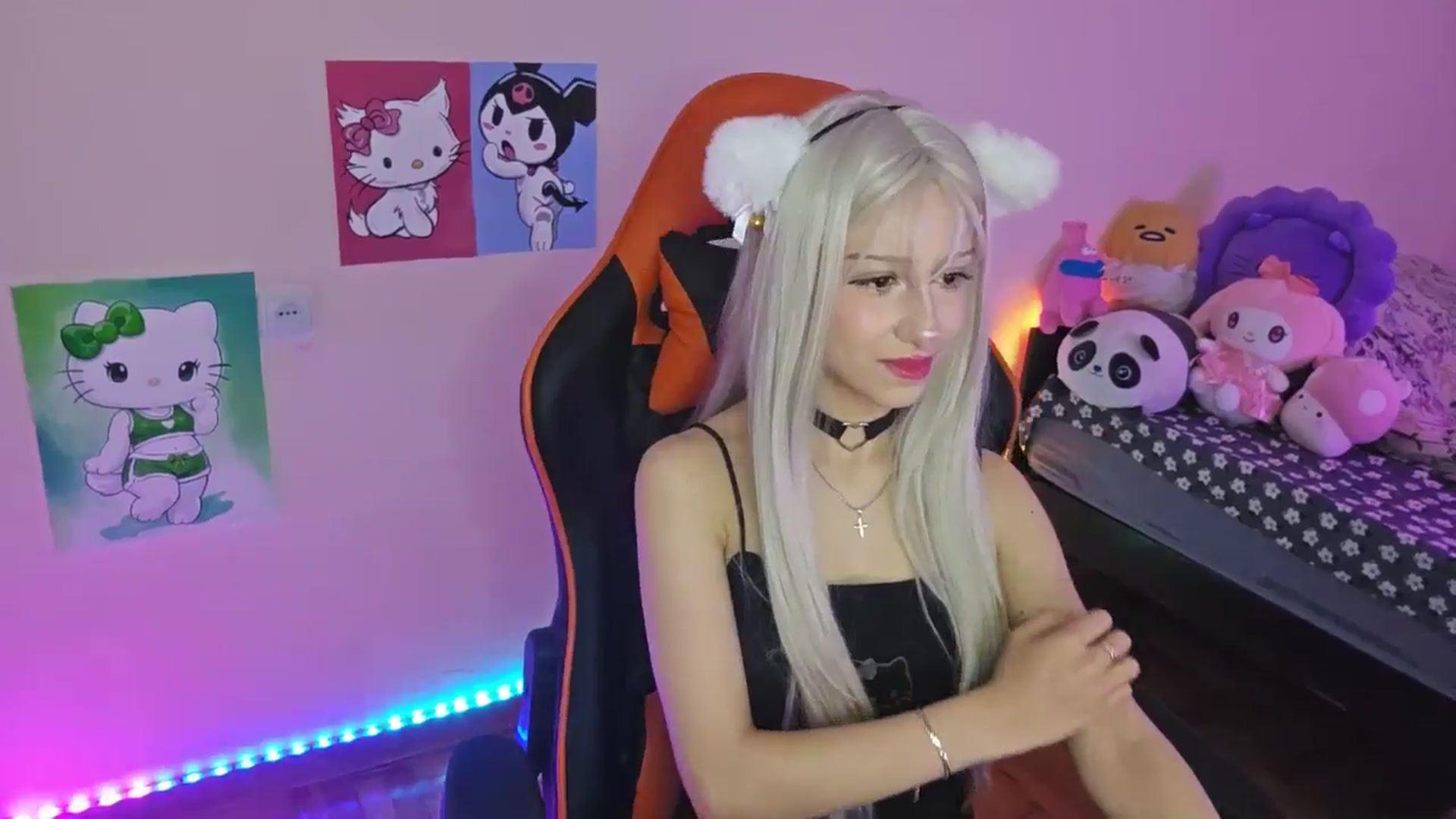 Gallery image thumbnail from PureBlush_xo's myfreecams stream on, 03/17/2026, 05:22 image 19 of 20