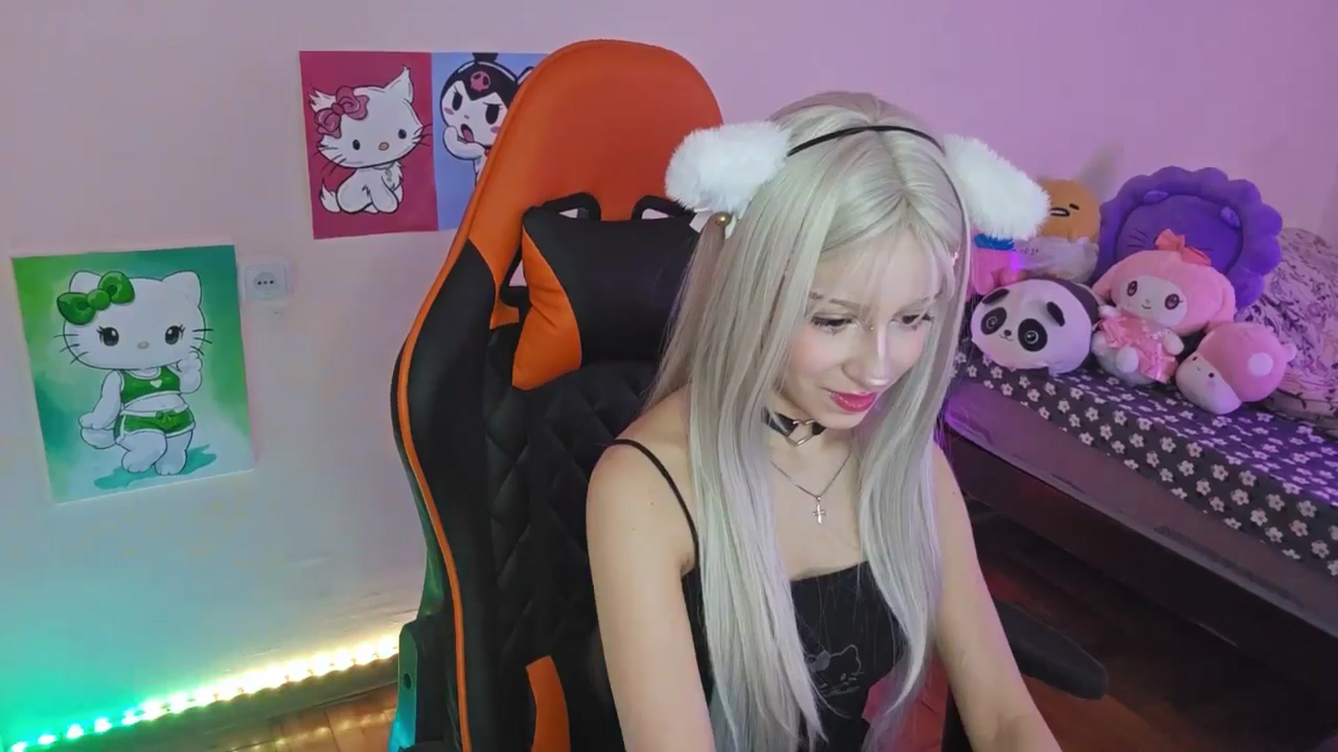 Gallery image thumbnail from PureBlush_xo's myfreecams stream on, 03/17/2026, 06:58 image 16 of 20