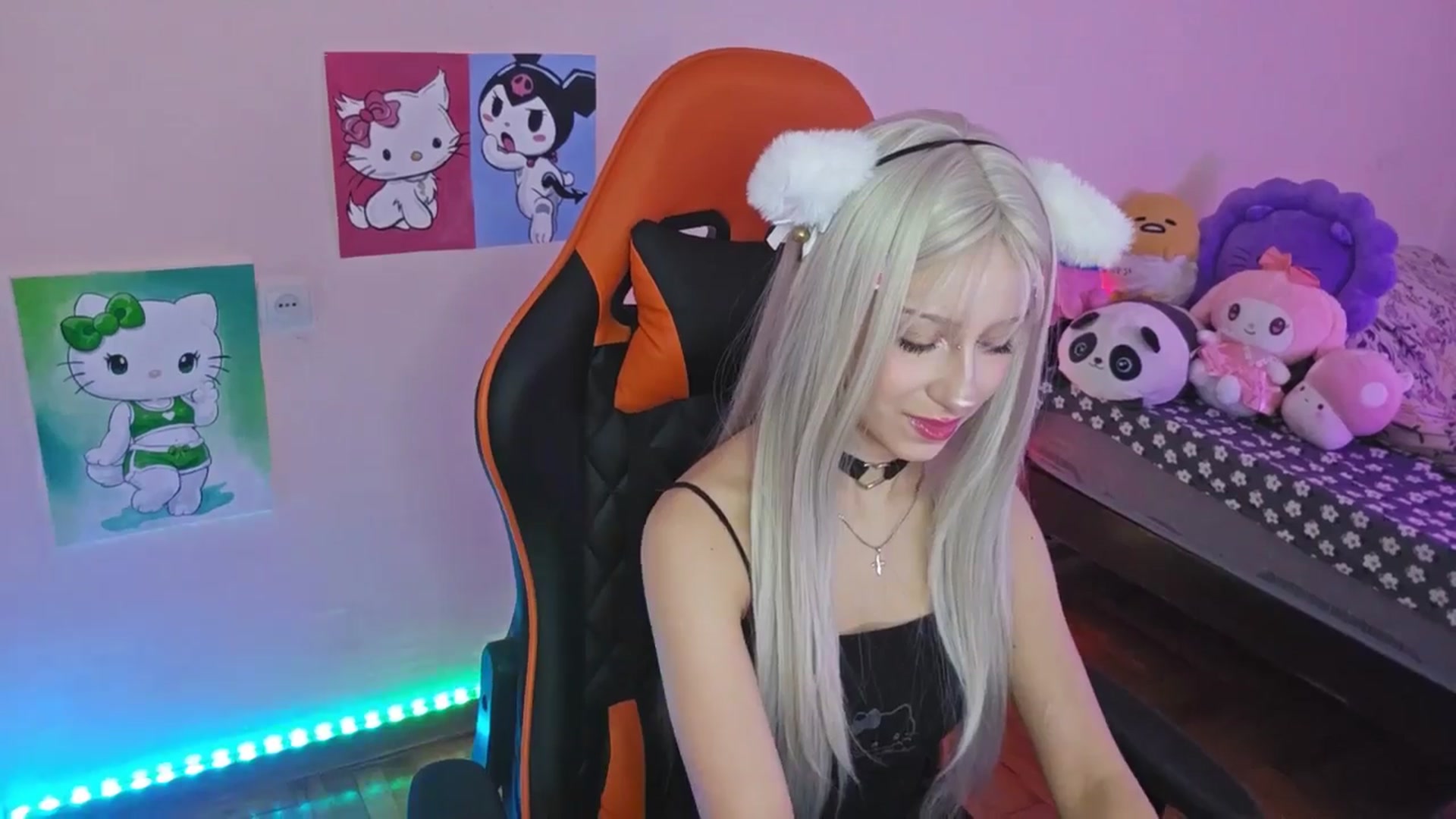 Gallery image thumbnail from PureBlush_xo's myfreecams stream on, 03/17/2026, 06:58 image 17 of 20
