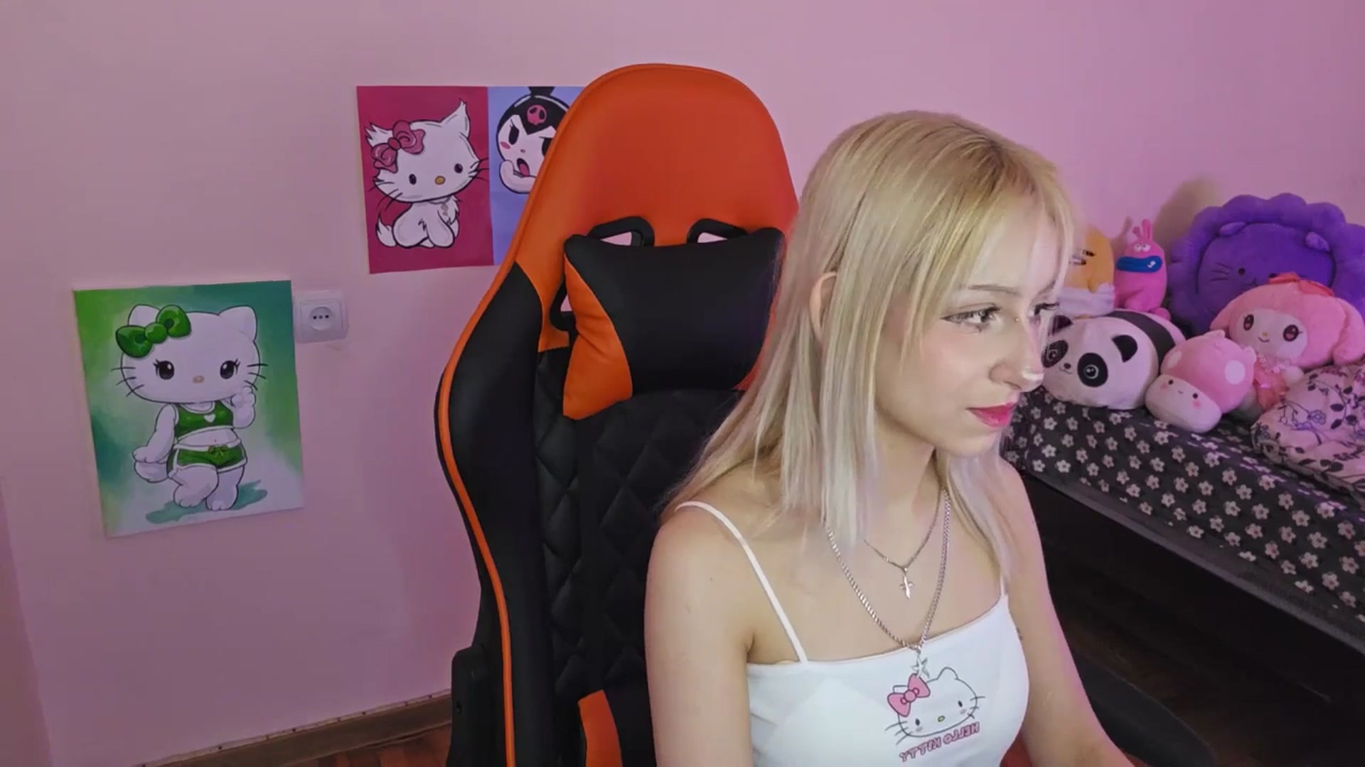 Gallery image thumbnail from PureBlush_xo's myfreecams stream on, 03/19/2026, 06:20 image 20 of 20