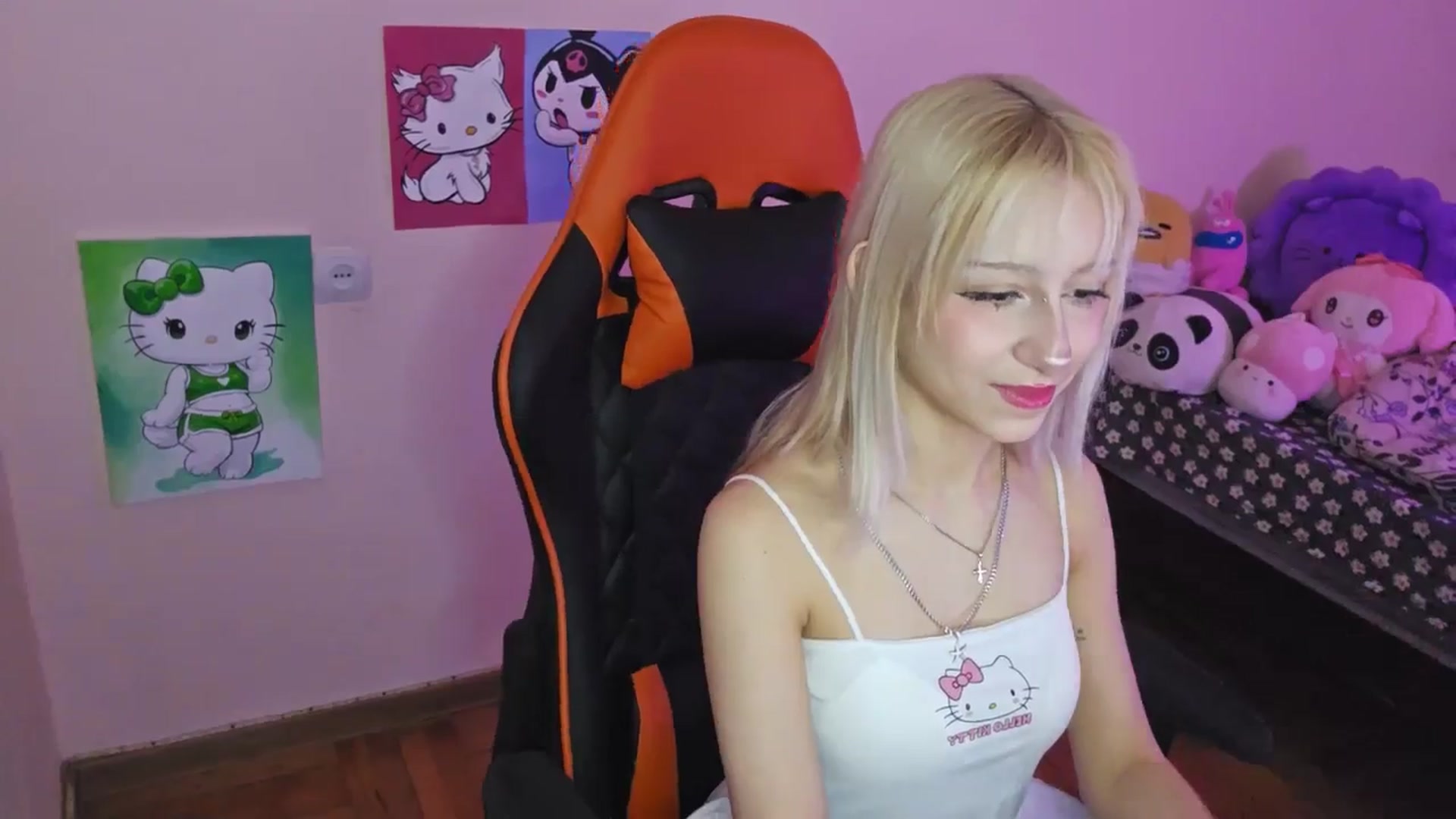 Gallery image thumbnail from PureBlush_xo's myfreecams stream on, 03/19/2026, 06:20 image 7 of 20
