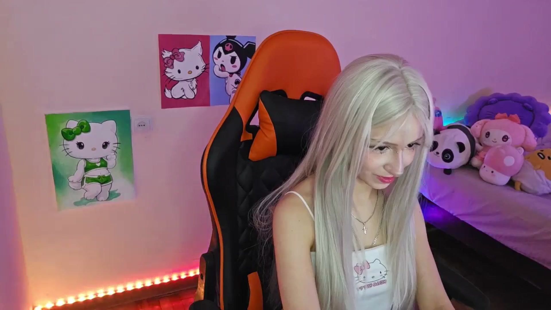 Gallery image thumbnail from PureBlush_xo's myfreecams stream on, 03/23/2026, 07:54 image 15 of 20