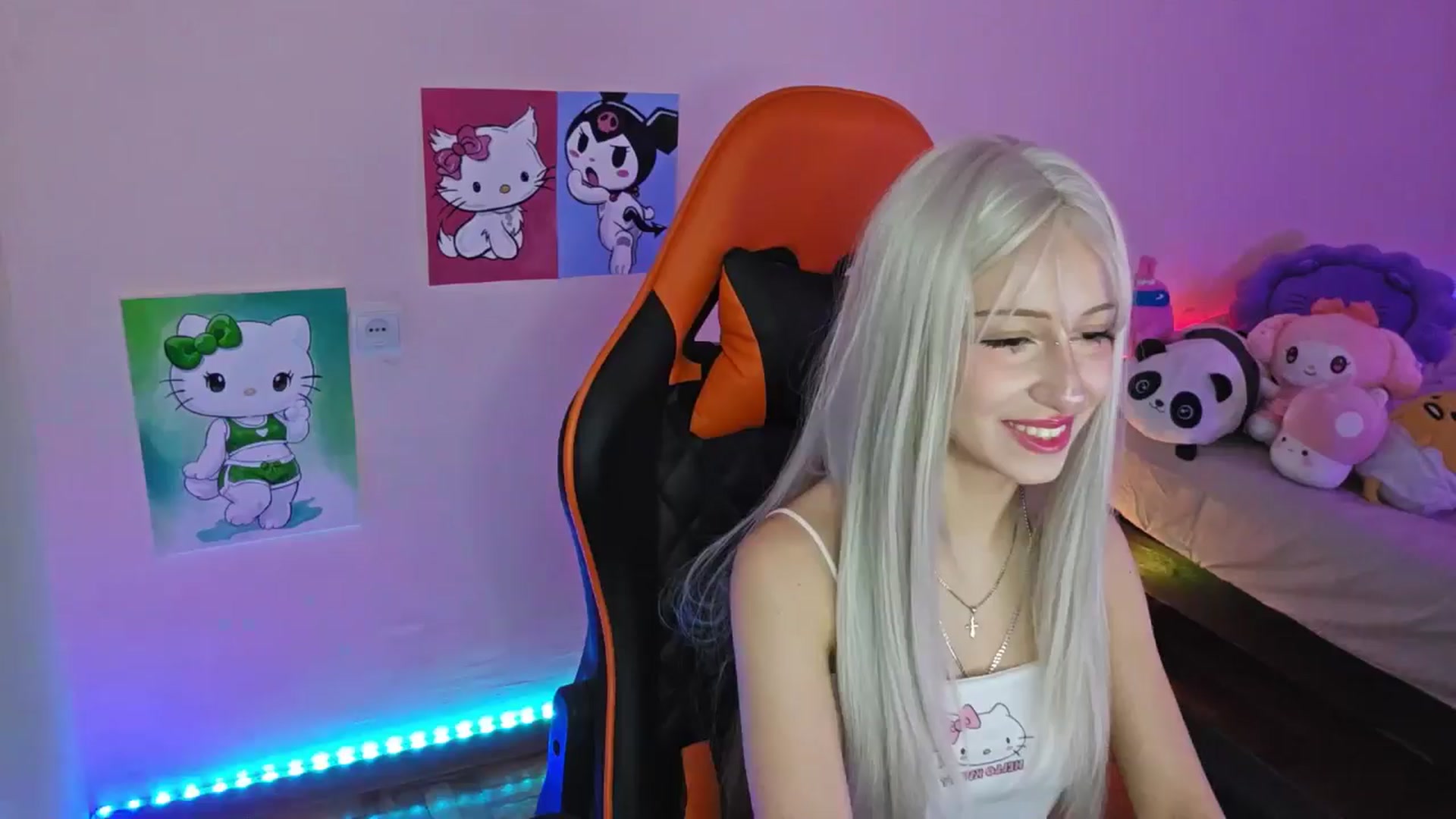 Gallery image thumbnail from PureBlush_xo's myfreecams stream on, 03/23/2026, 07:54 image 18 of 20