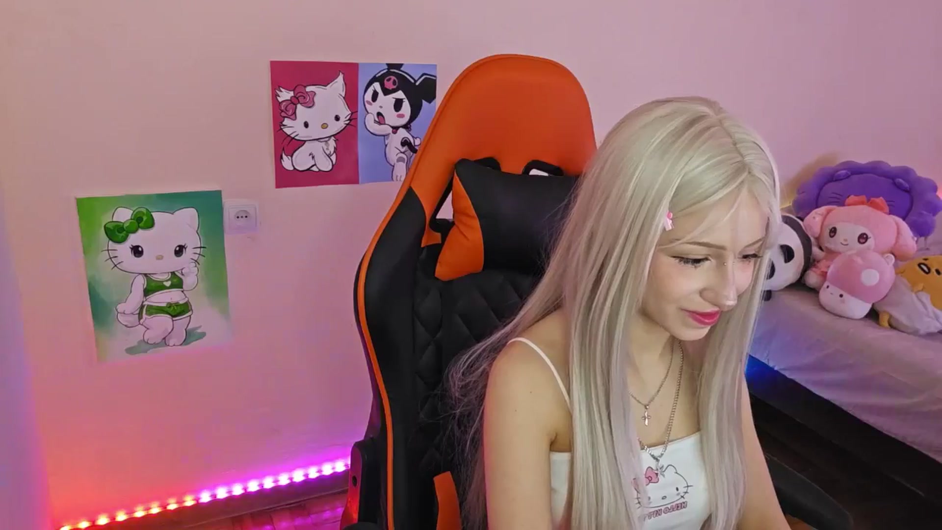 Gallery image thumbnail from PureBlush_xo's myfreecams stream on, 03/23/2026, 07:54 image 7 of 20