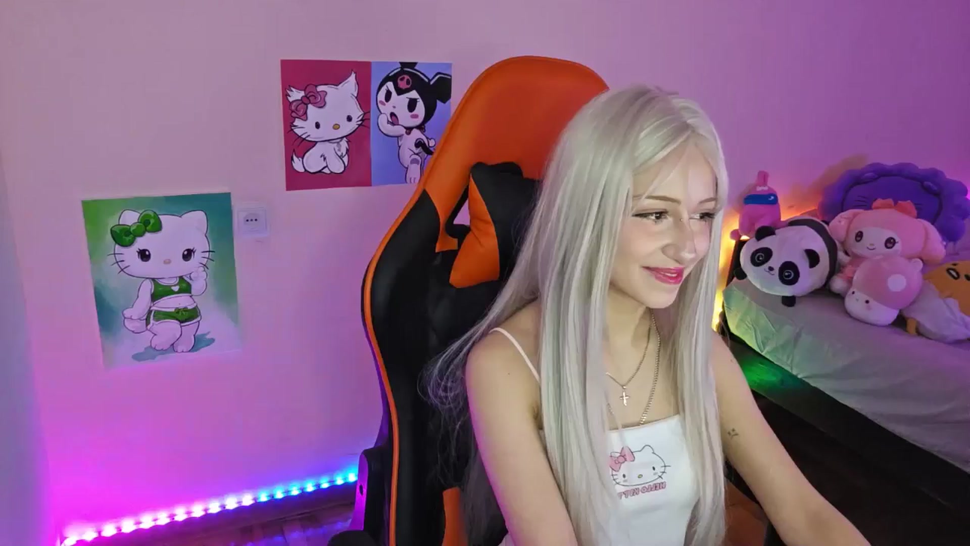 Gallery image thumbnail from PureBlush_xo's myfreecams stream on, 03/23/2026, 07:54 image 17 of 20