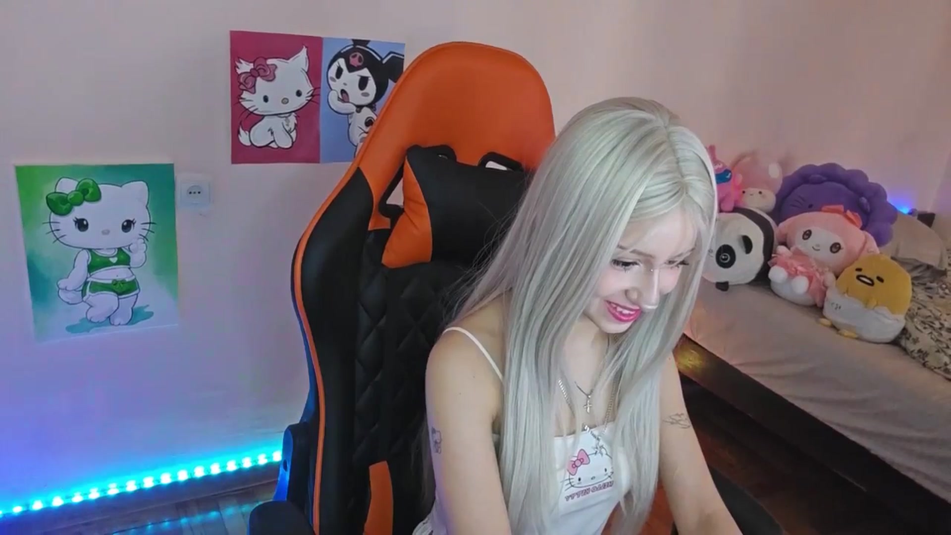 Gallery image thumbnail from PureBlush_xo's myfreecams stream on, 03/24/2026, 07:20 image 17 of 20