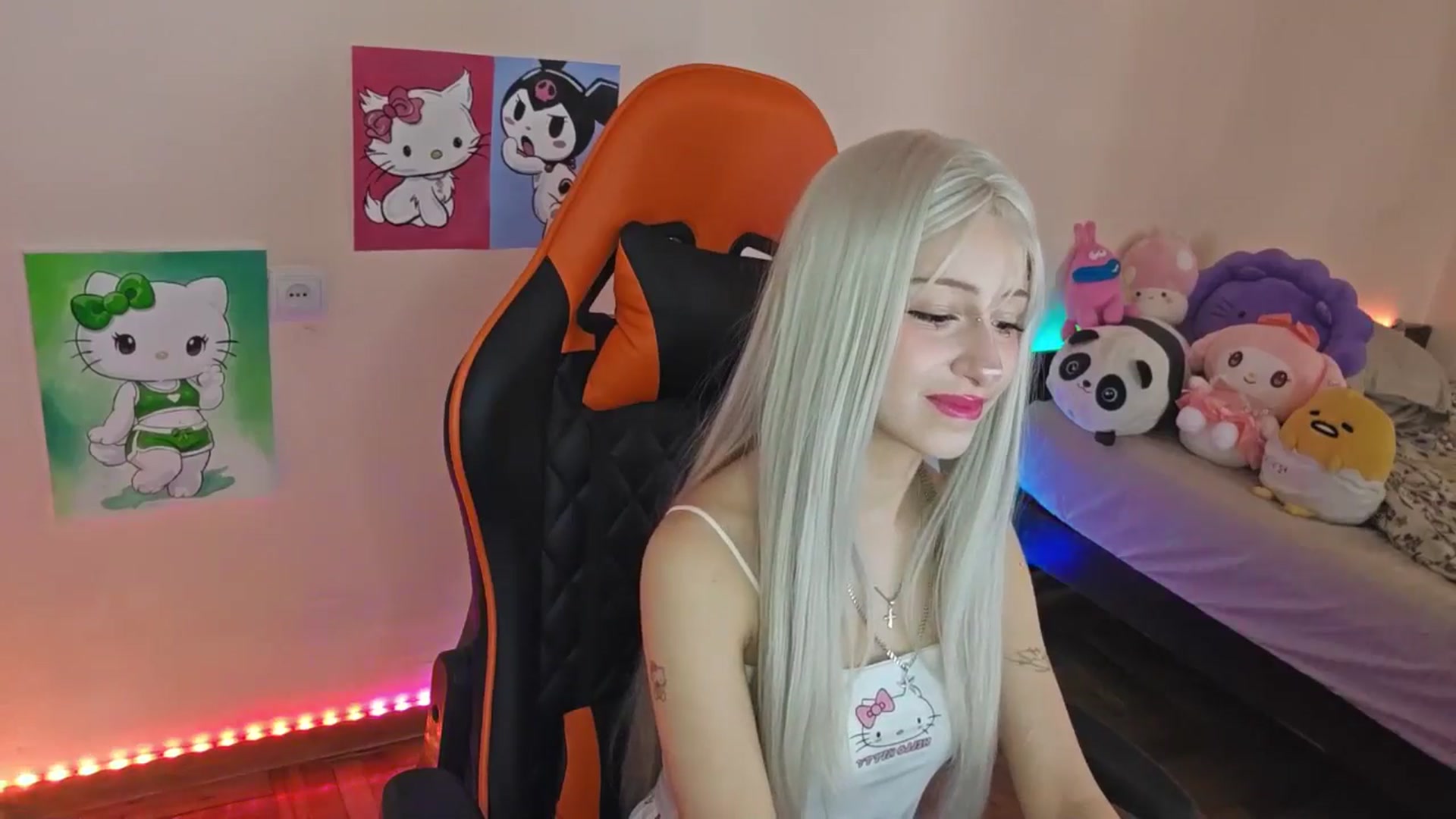 Gallery image thumbnail from PureBlush_xo's myfreecams stream on, 03/24/2026, 07:20 image 18 of 20