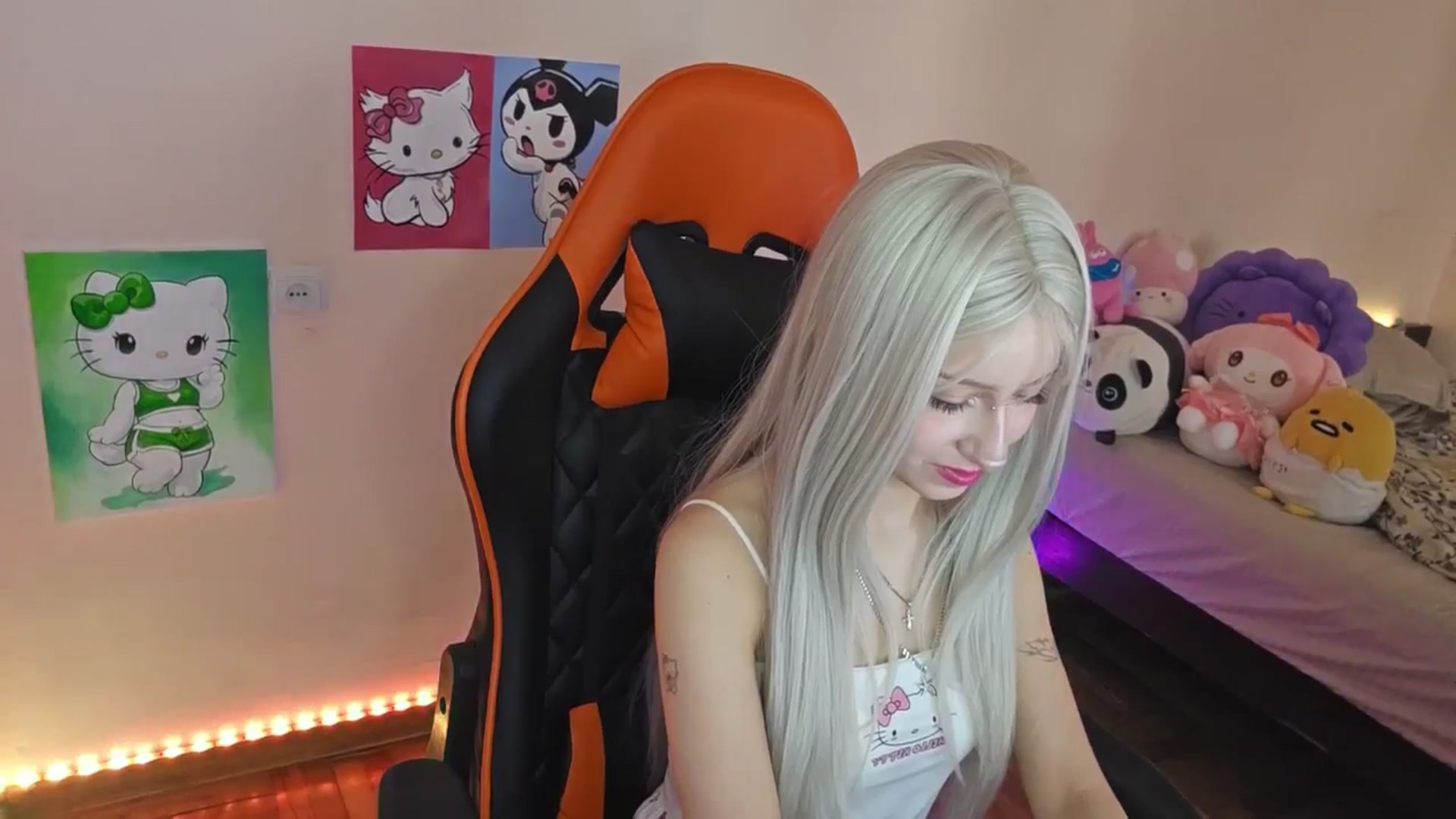 Gallery image thumbnail from PureBlush_xo's myfreecams stream on, 03/24/2026, 07:20 image 16 of 20