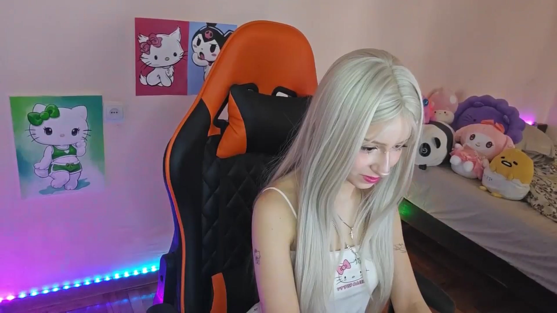 Gallery image thumbnail from PureBlush_xo's myfreecams stream on, 03/24/2026, 07:20 image 15 of 20
