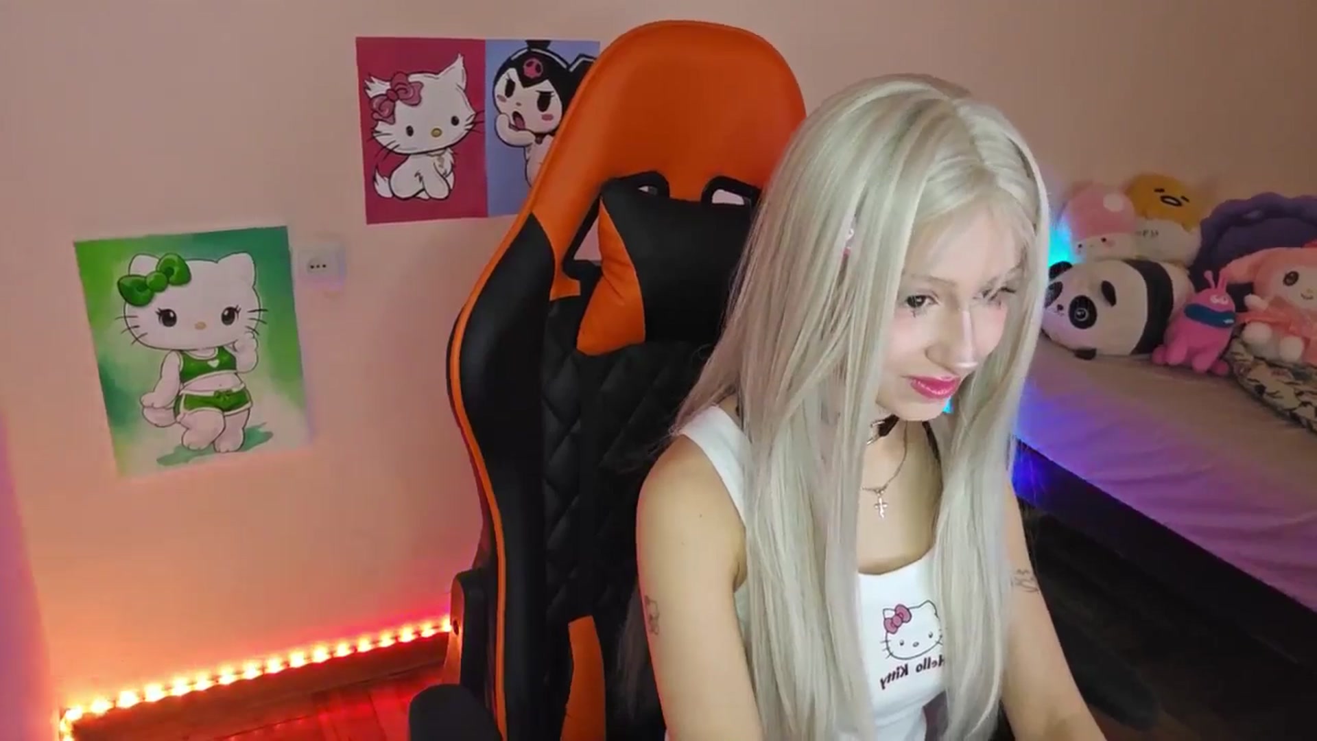 Gallery image thumbnail from PureBlush_xo's myfreecams stream on, 03/25/2026, 08:23 image 3 of 20