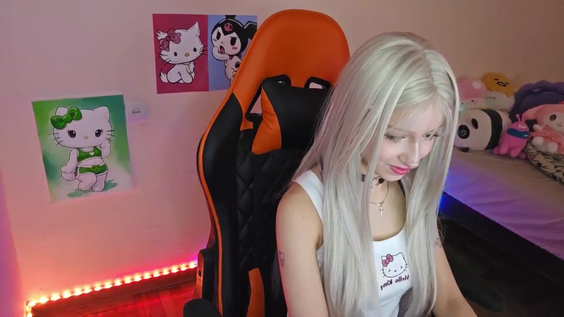 Gallery image thumbnail from PureBlush_xo's myfreecams stream on, 03/25/2026, 08:23 image 12 of 20
