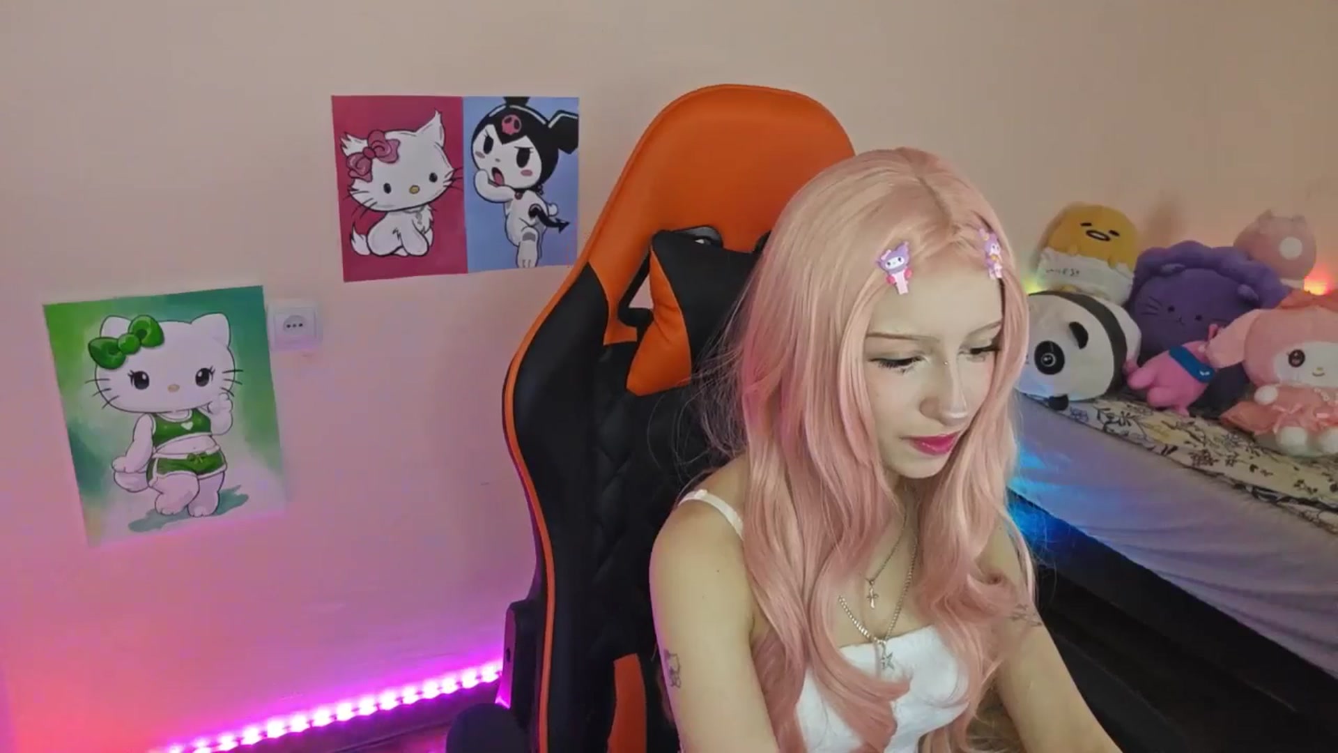 Gallery image thumbnail from PureBlush_xo's myfreecams stream on, 03/29/2026, 05:49 image 12 of 20