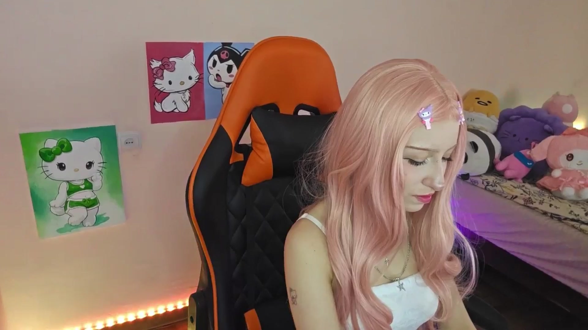 Gallery image thumbnail from PureBlush_xo's myfreecams stream on, 03/29/2026, 05:49 image 9 of 20