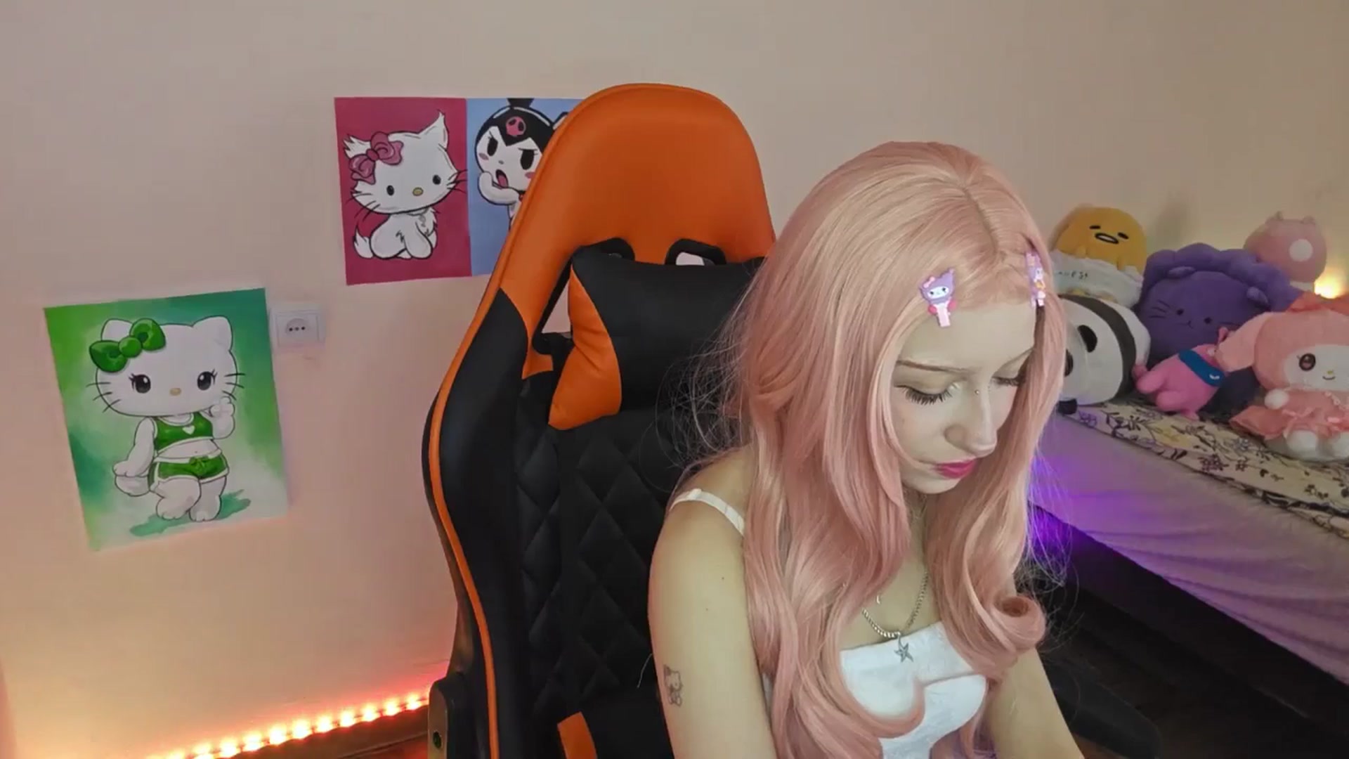 Gallery image thumbnail from PureBlush_xo's myfreecams stream on, 03/29/2026, 05:49 image 5 of 20