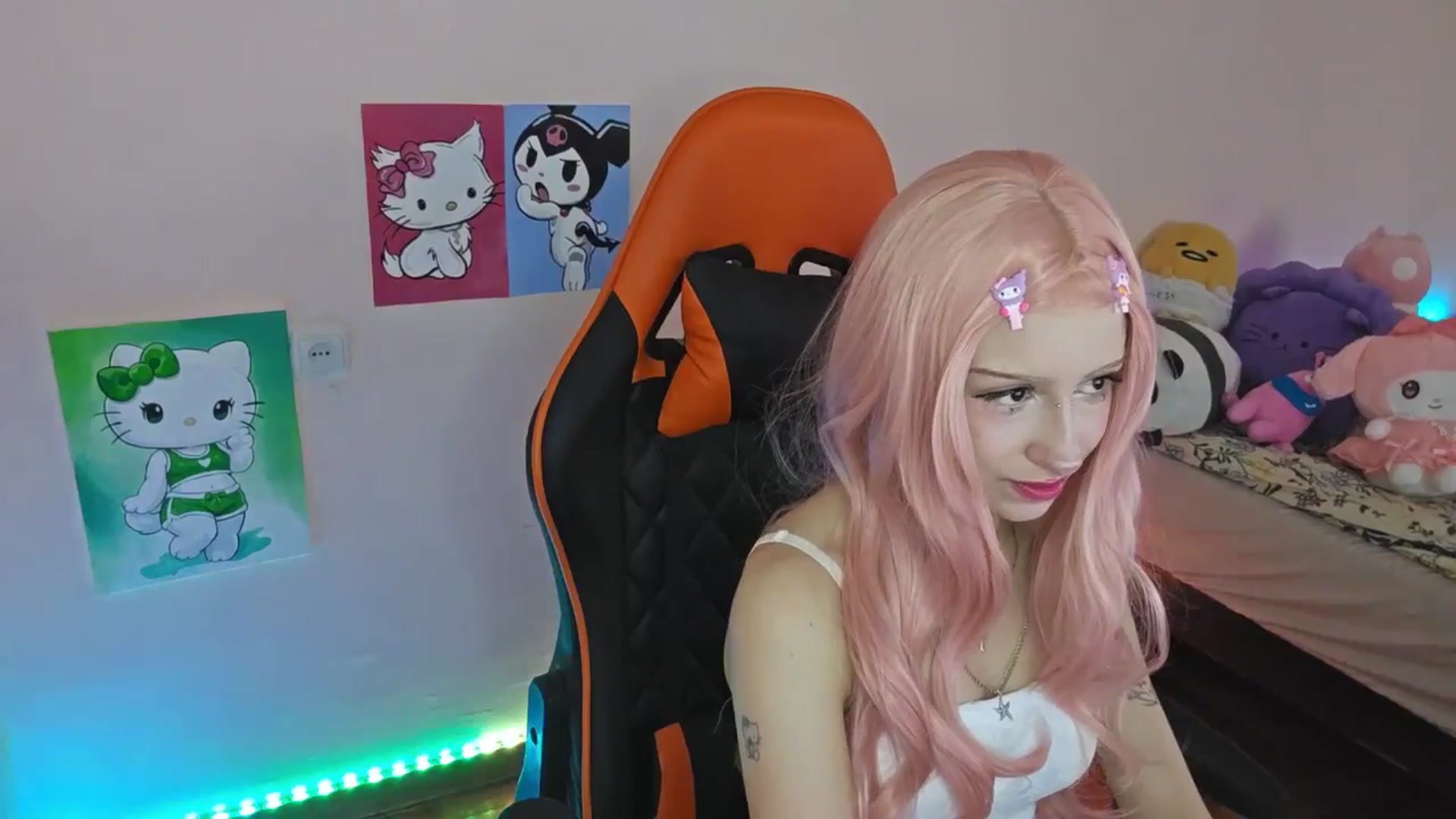 Gallery image thumbnail from PureBlush_xo's myfreecams stream on, 03/29/2026, 05:49 image 18 of 20