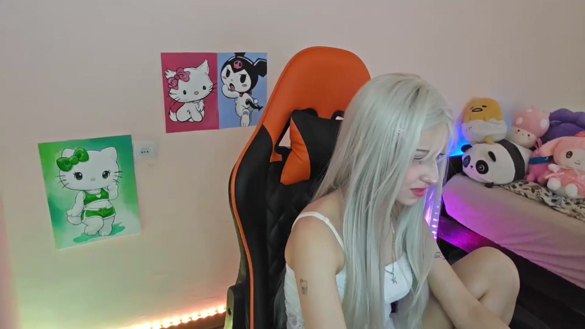 Gallery image thumbnail from PureBlush_xo's myfreecams stream on, 03/30/2026, 09:04 image 7 of 20