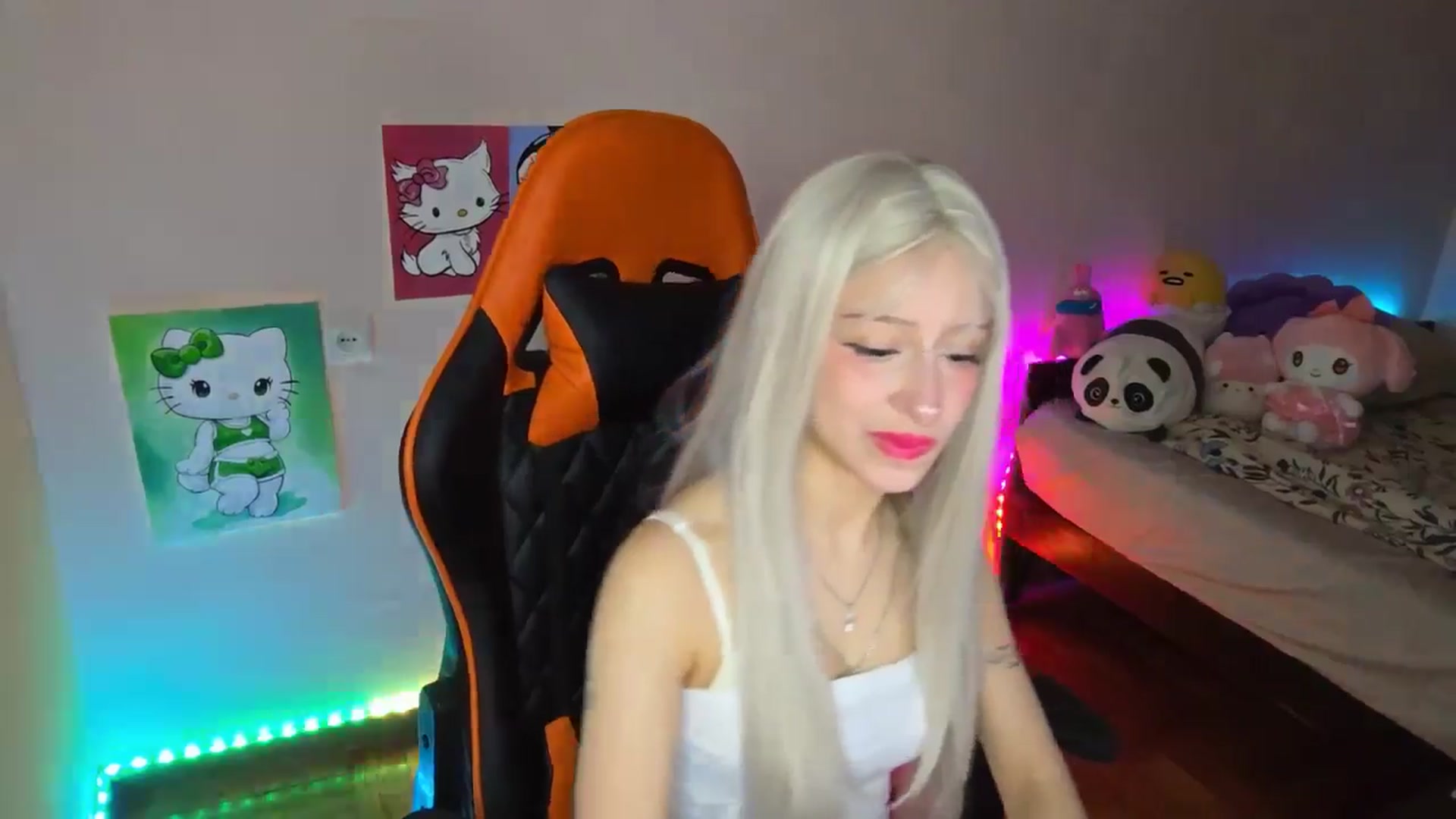 Gallery image thumbnail from PureBlush_xo's myfreecams stream on, 03/31/2026, 02:36 image 8 of 20