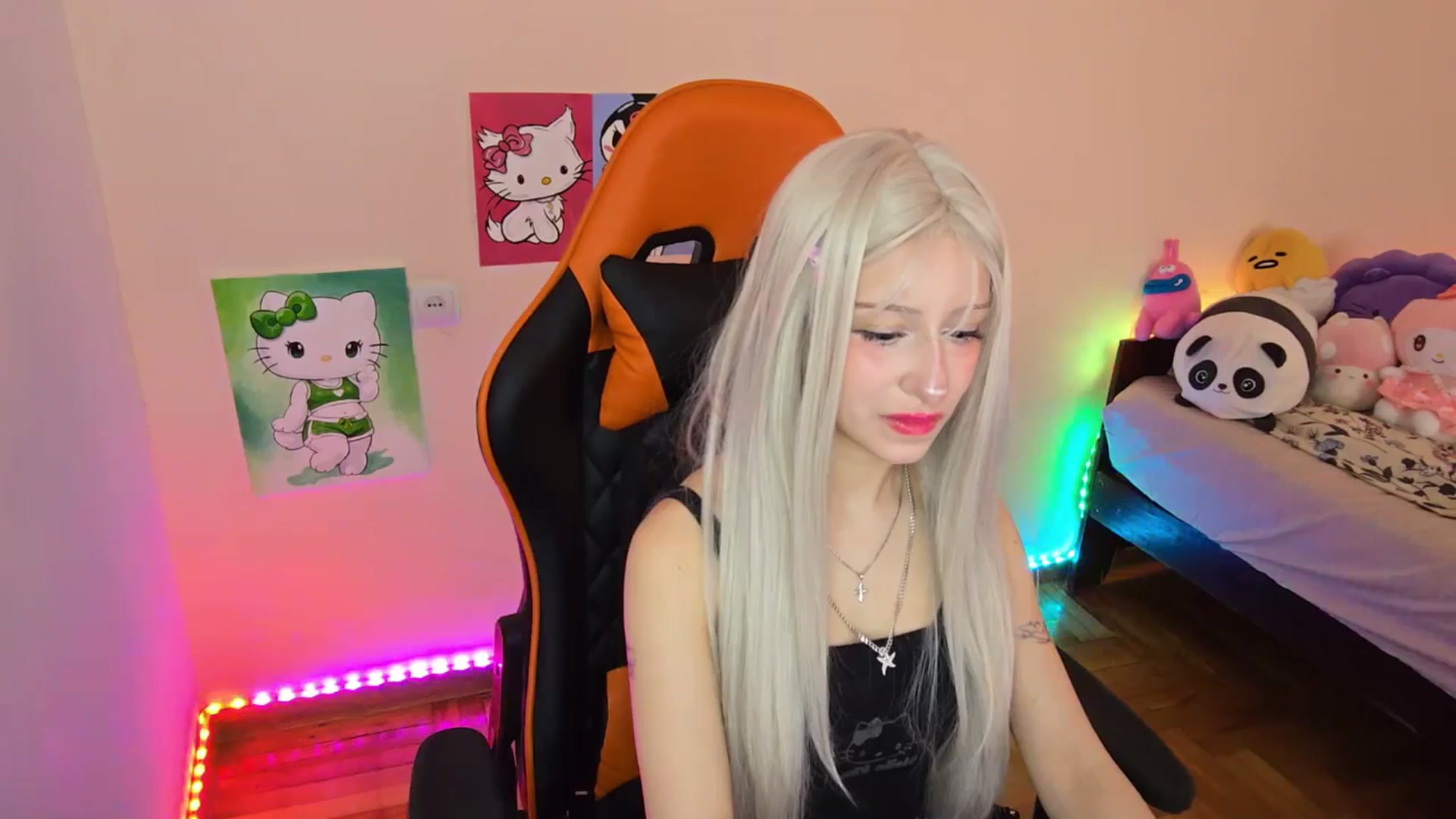 Gallery image thumbnail from PureBlush_xo's myfreecams stream on, 03/31/2026, 05:27 image 17 of 20