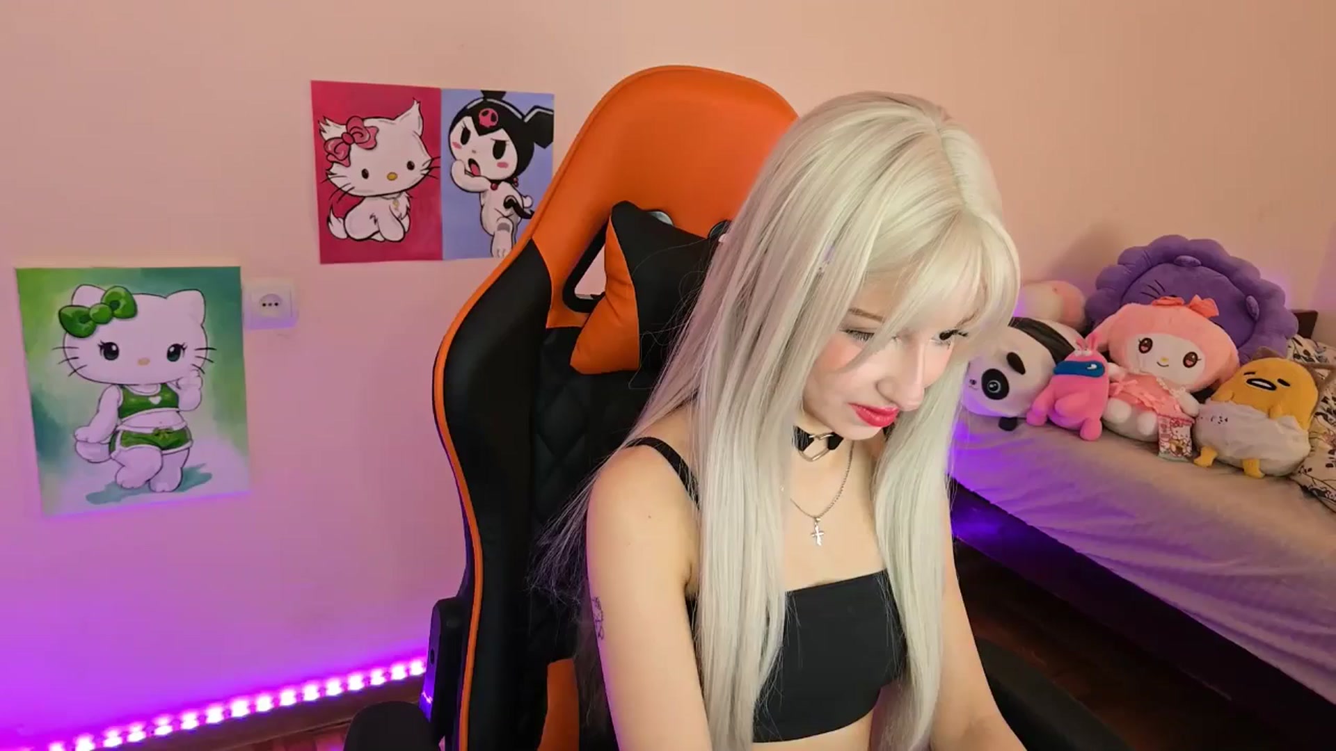 Gallery image thumbnail from PureBlush_xo's myfreecams stream on, 04/08/2026, 07:04 image 2 of 20