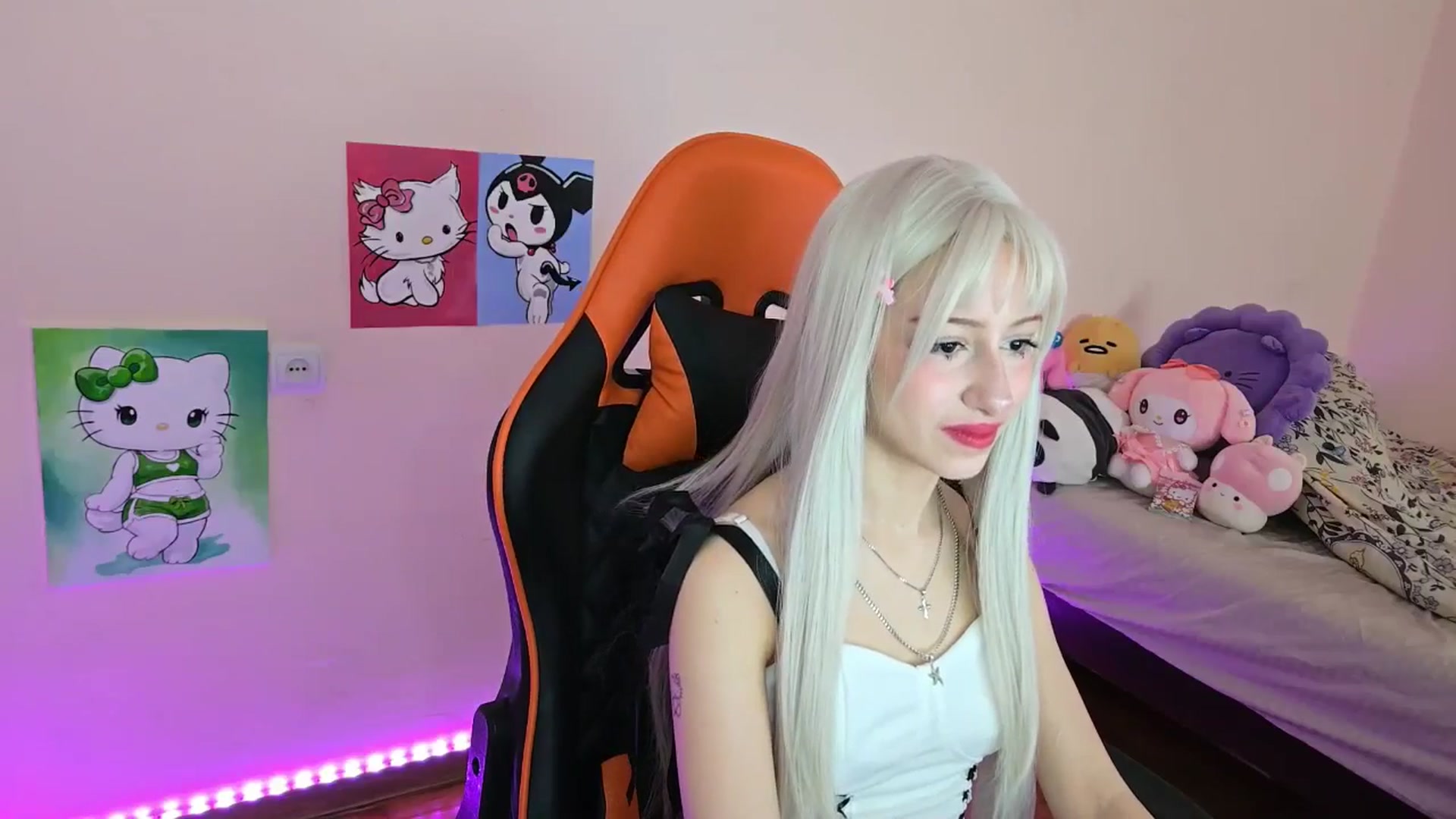 Gallery image thumbnail from PureBlush_xo's myfreecams stream on, 04/09/2026, 07:26 image 5 of 20