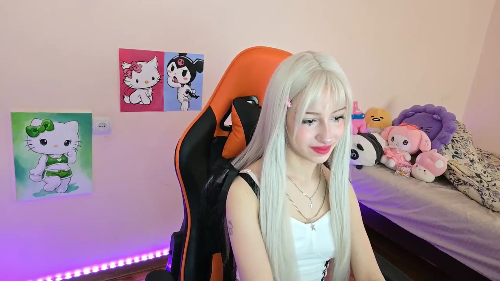Gallery image thumbnail from PureBlush_xo's myfreecams stream on, 04/09/2026, 07:26 image 19 of 20