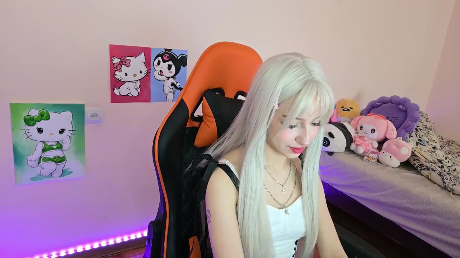 Gallery image thumbnail from PureBlush_xo's myfreecams stream on, 04/09/2026, 07:26 image 17 of 20