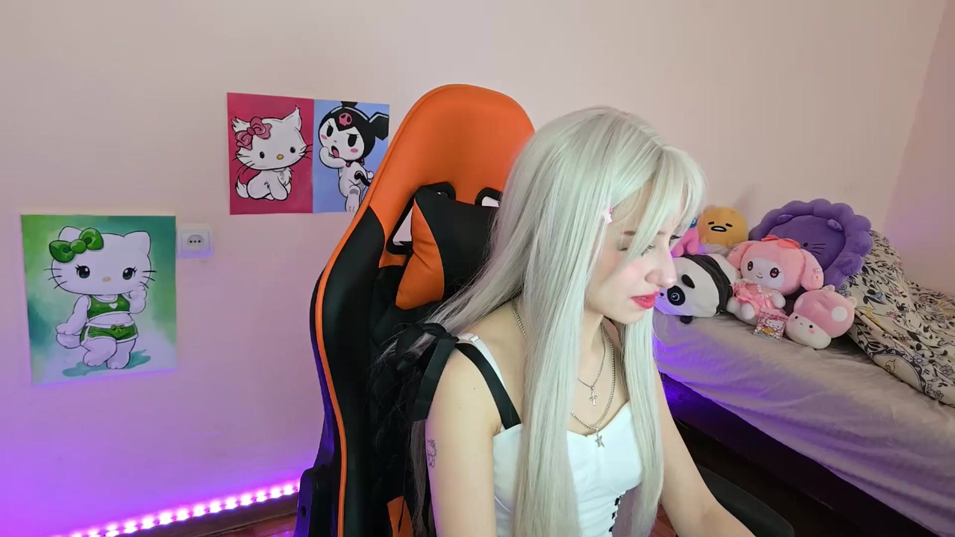 Gallery image thumbnail from PureBlush_xo's myfreecams stream on, 04/09/2026, 07:26 image 15 of 20