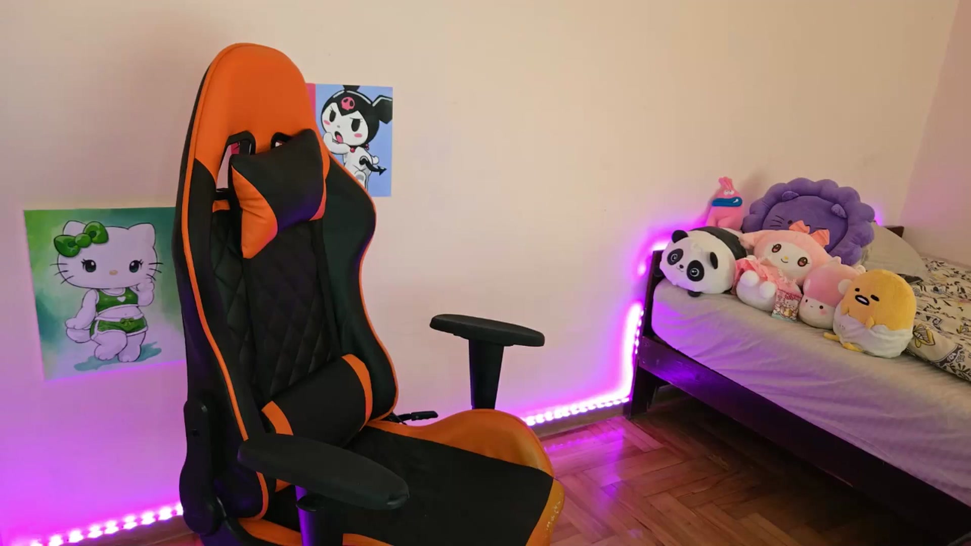Gallery image thumbnail from PureBlush_xo's myfreecams stream on, 04/11/2026, 06:22 image 15 of 20