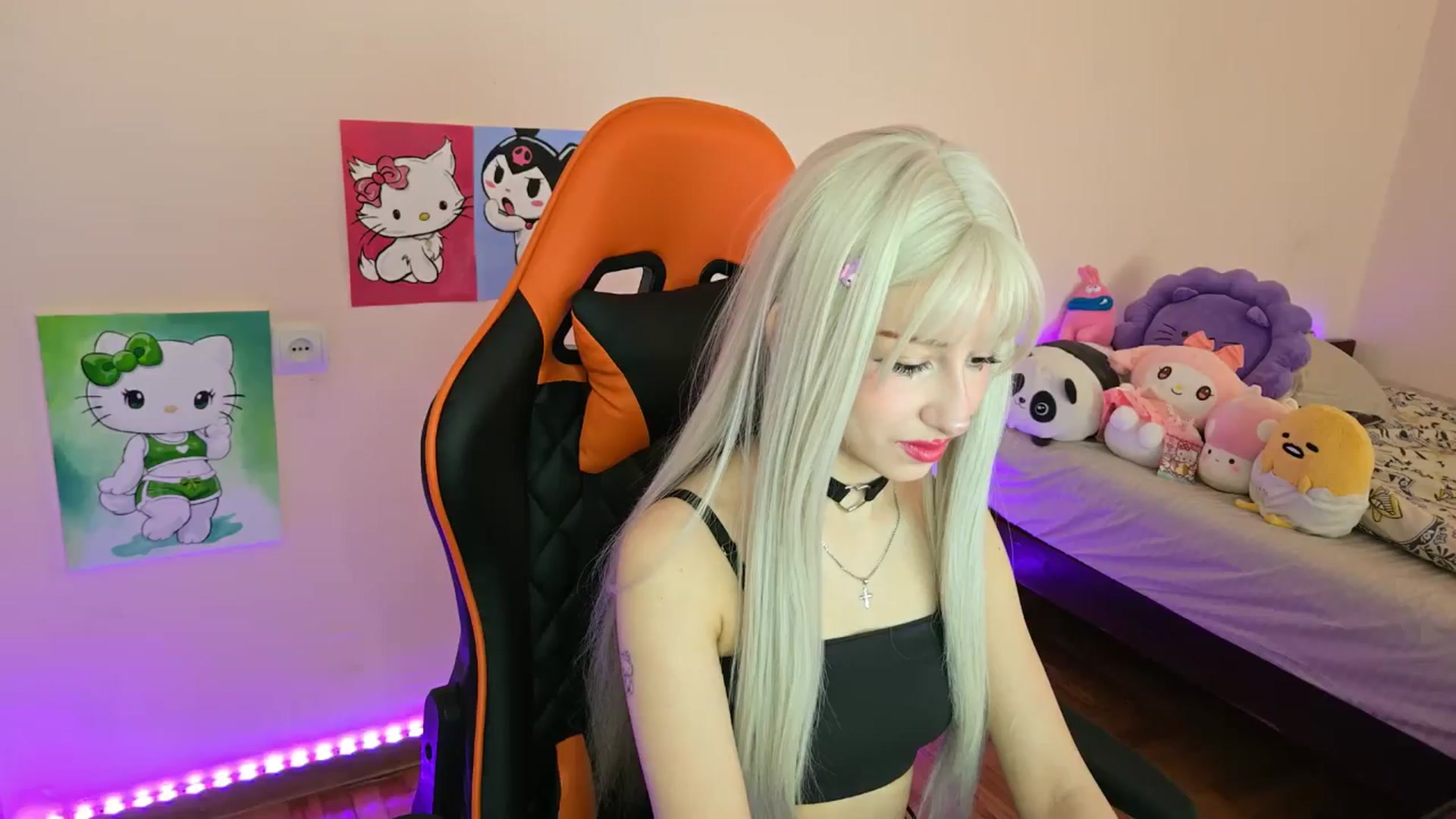 Gallery image thumbnail from PureBlush_xo's myfreecams stream on, 04/11/2026, 06:22 image 6 of 20