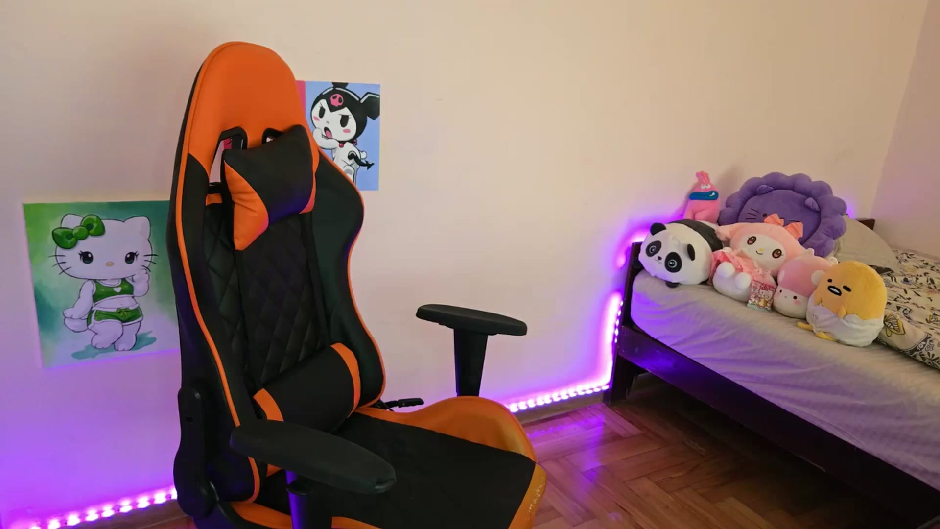 Gallery image thumbnail from PureBlush_xo's myfreecams stream on, 04/11/2026, 06:22 image 18 of 20