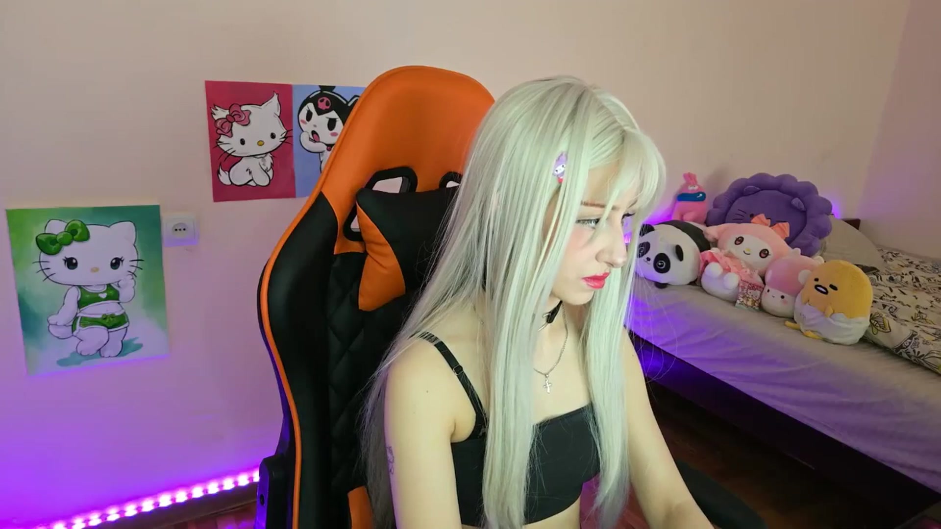 Gallery image thumbnail from PureBlush_xo's myfreecams stream on, 04/11/2026, 07:30 image 2 of 20