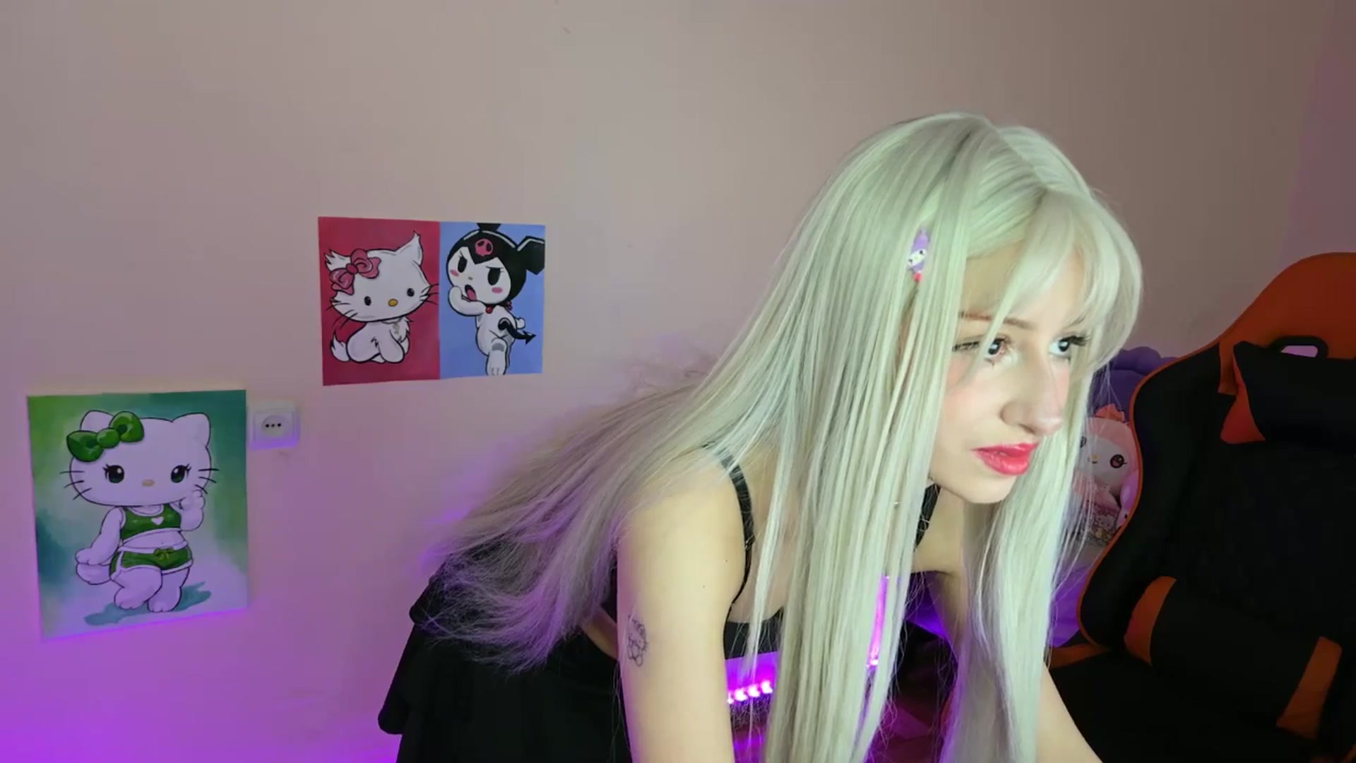 Gallery image thumbnail from PureBlush_xo's myfreecams stream on, 04/11/2026, 07:30 image 12 of 20