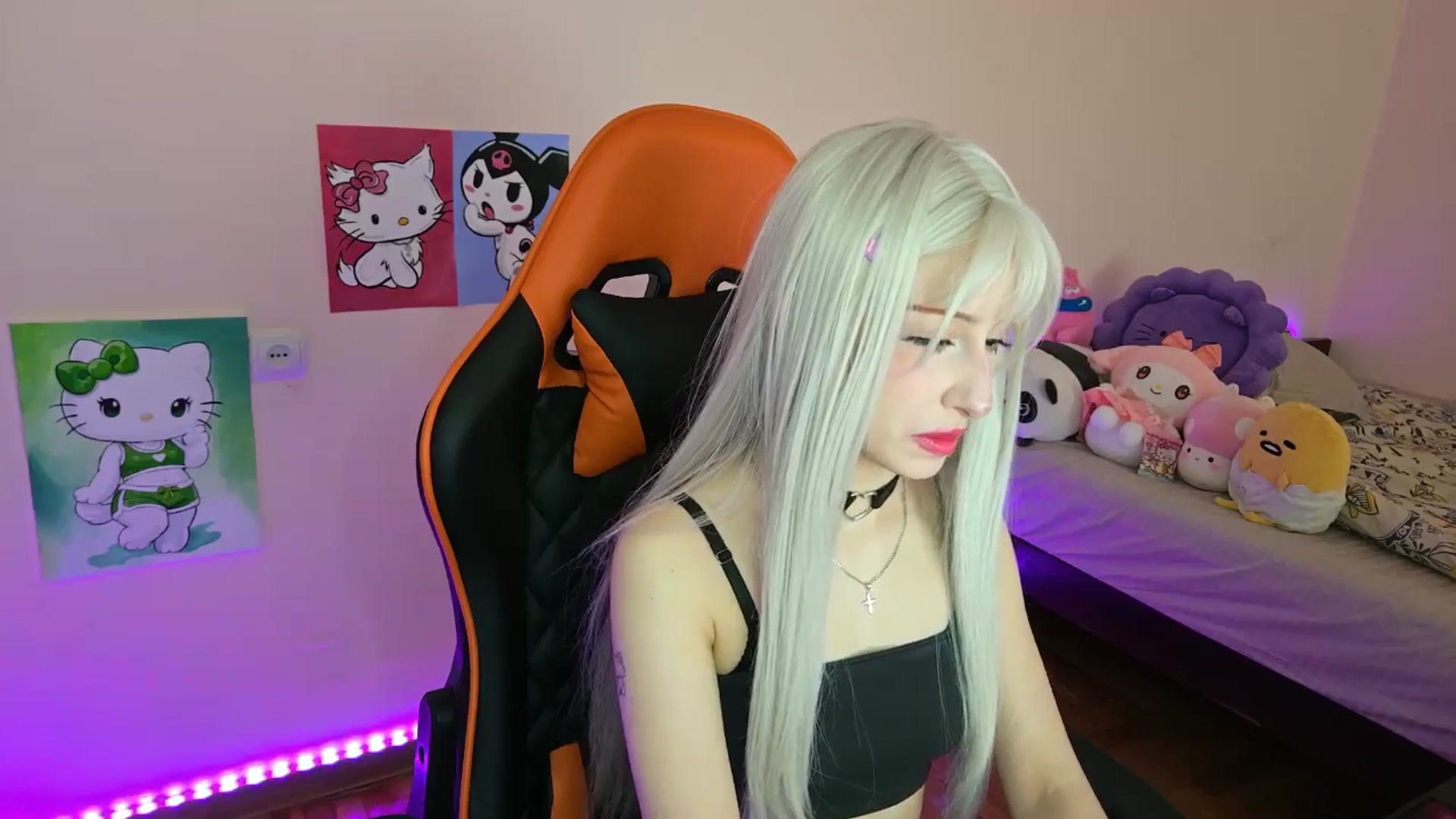Gallery image thumbnail from PureBlush_xo's myfreecams stream on, 04/11/2026, 07:30 image 4 of 20