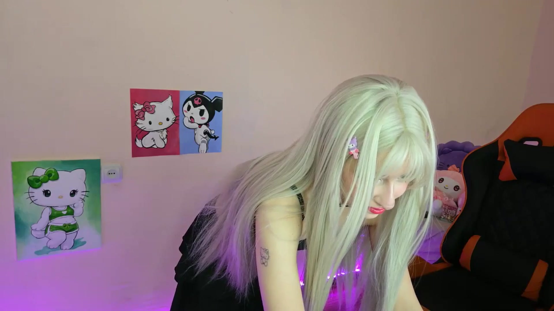 Gallery image thumbnail from PureBlush_xo's myfreecams stream on, 04/11/2026, 07:30 image 8 of 20