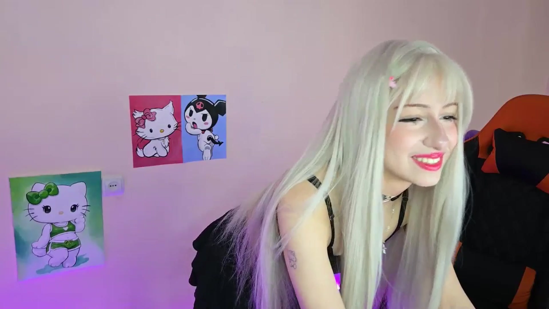 Gallery image thumbnail from PureBlush_xo's myfreecams stream on, 04/15/2026, 06:01 image 8 of 20