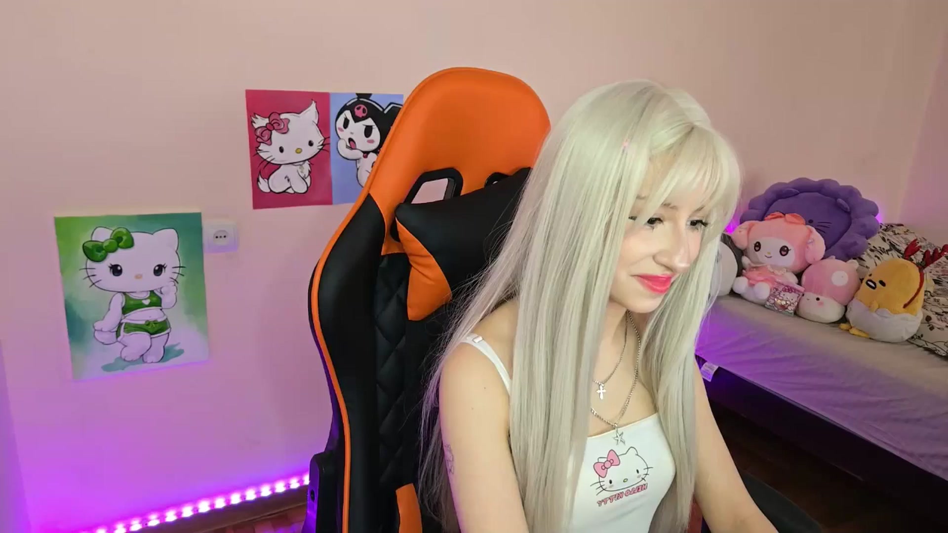 Gallery image thumbnail from PureBlush_xo's myfreecams stream on, 04/16/2026, 06:45 image 19 of 20