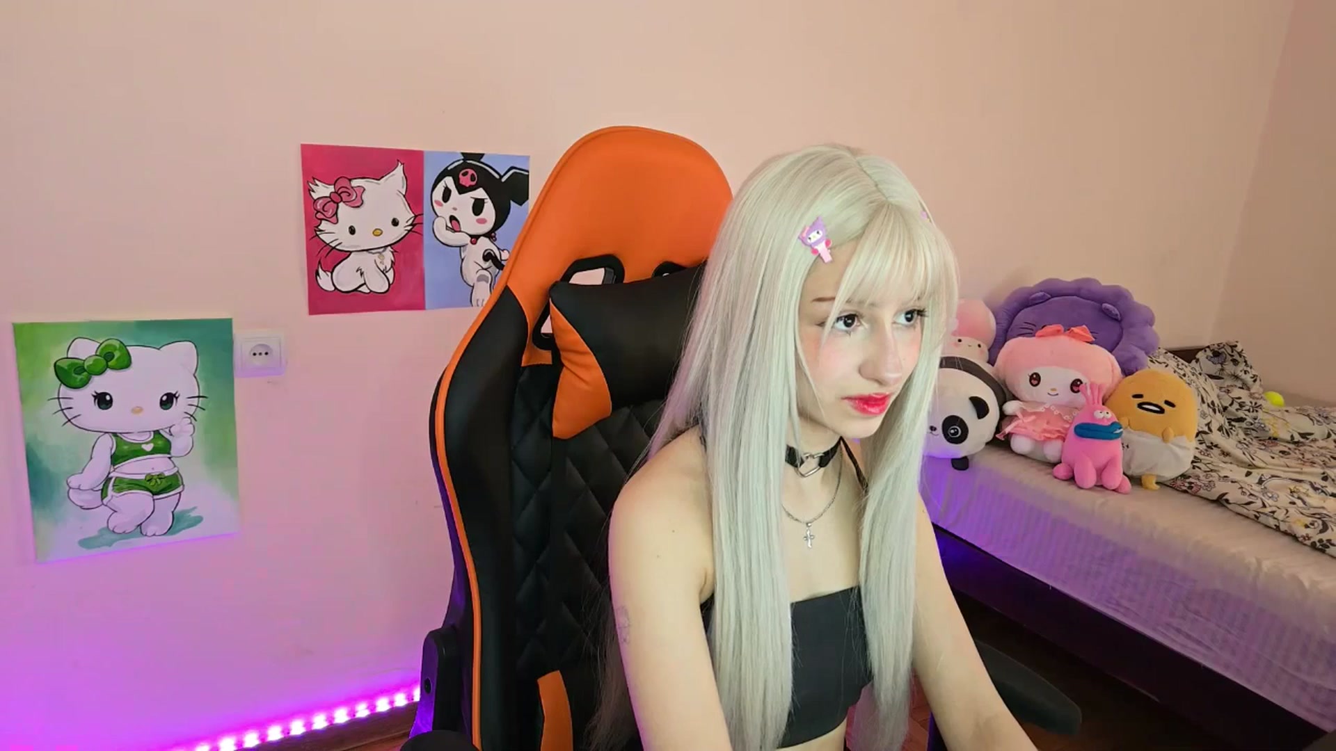 Gallery image thumbnail from PureBlush_xo's myfreecams stream on, 04/23/2026, 05:56 image 7 of 20