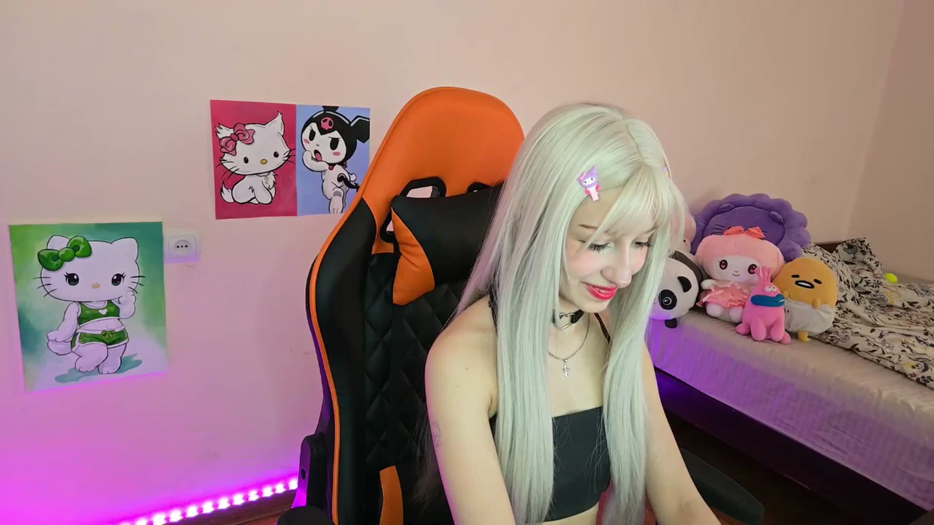 Gallery image thumbnail from PureBlush_xo's myfreecams stream on, 04/23/2026, 05:56 image 12 of 20