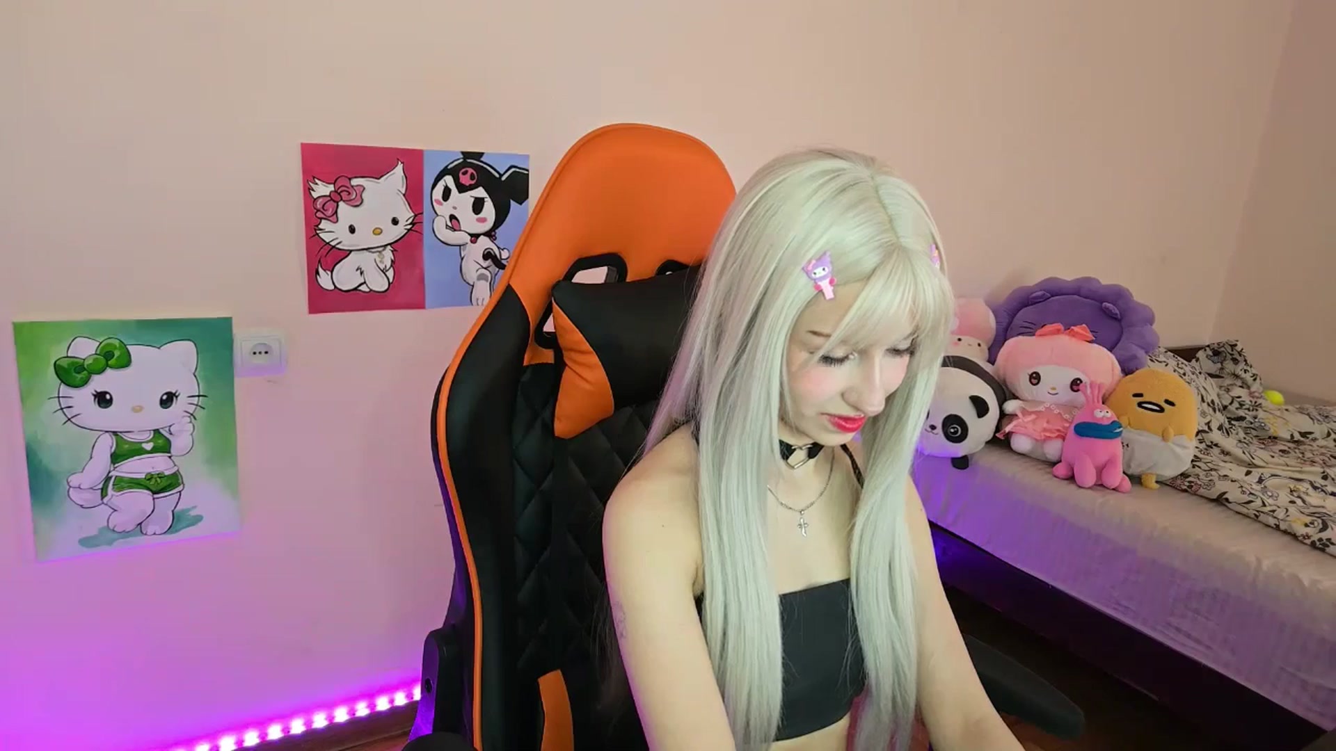 Gallery image thumbnail from PureBlush_xo's myfreecams stream on, 04/23/2026, 05:56 image 11 of 20