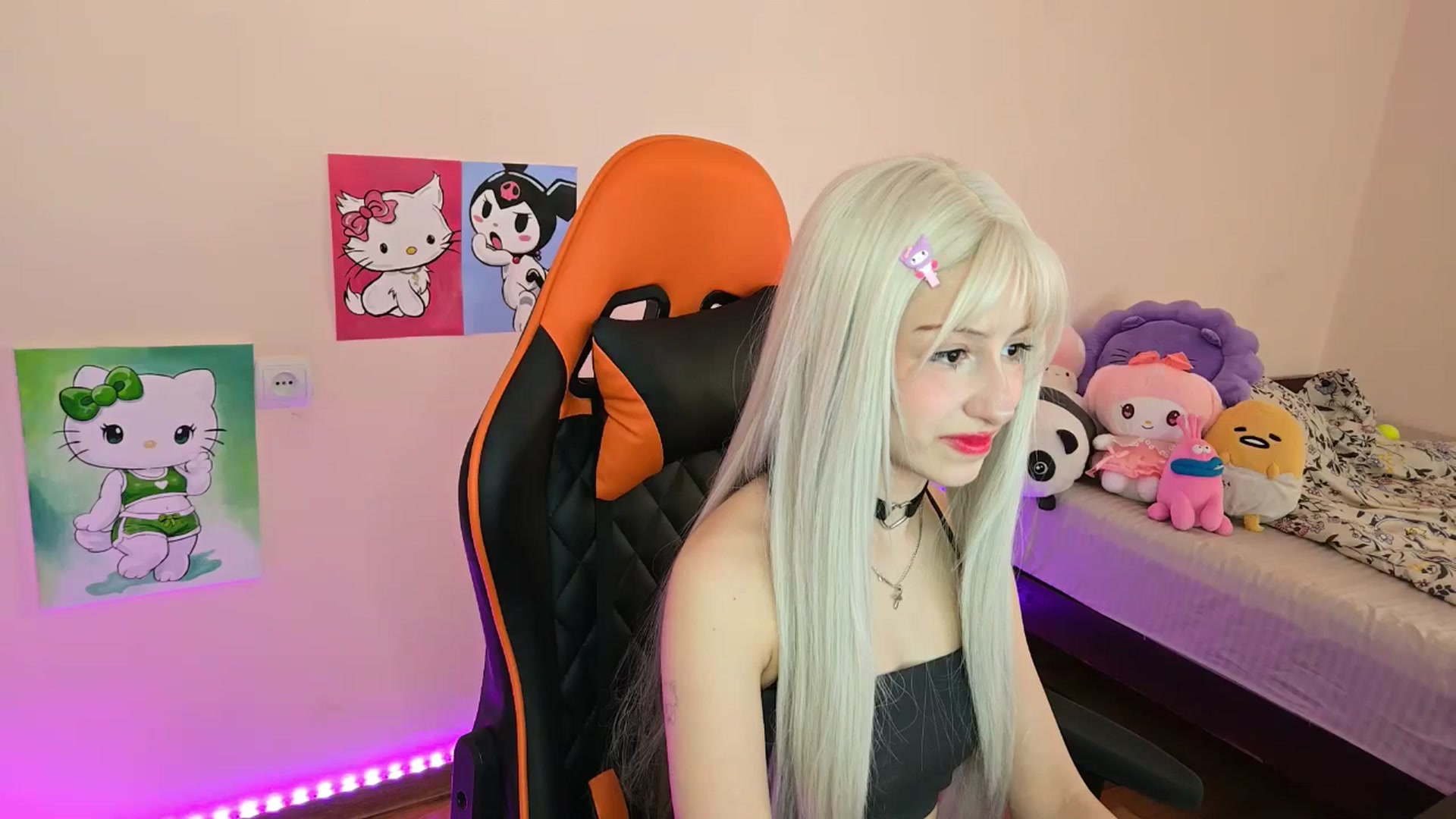 Gallery image thumbnail from PureBlush_xo's myfreecams stream on, 04/23/2026, 05:56 image 20 of 20