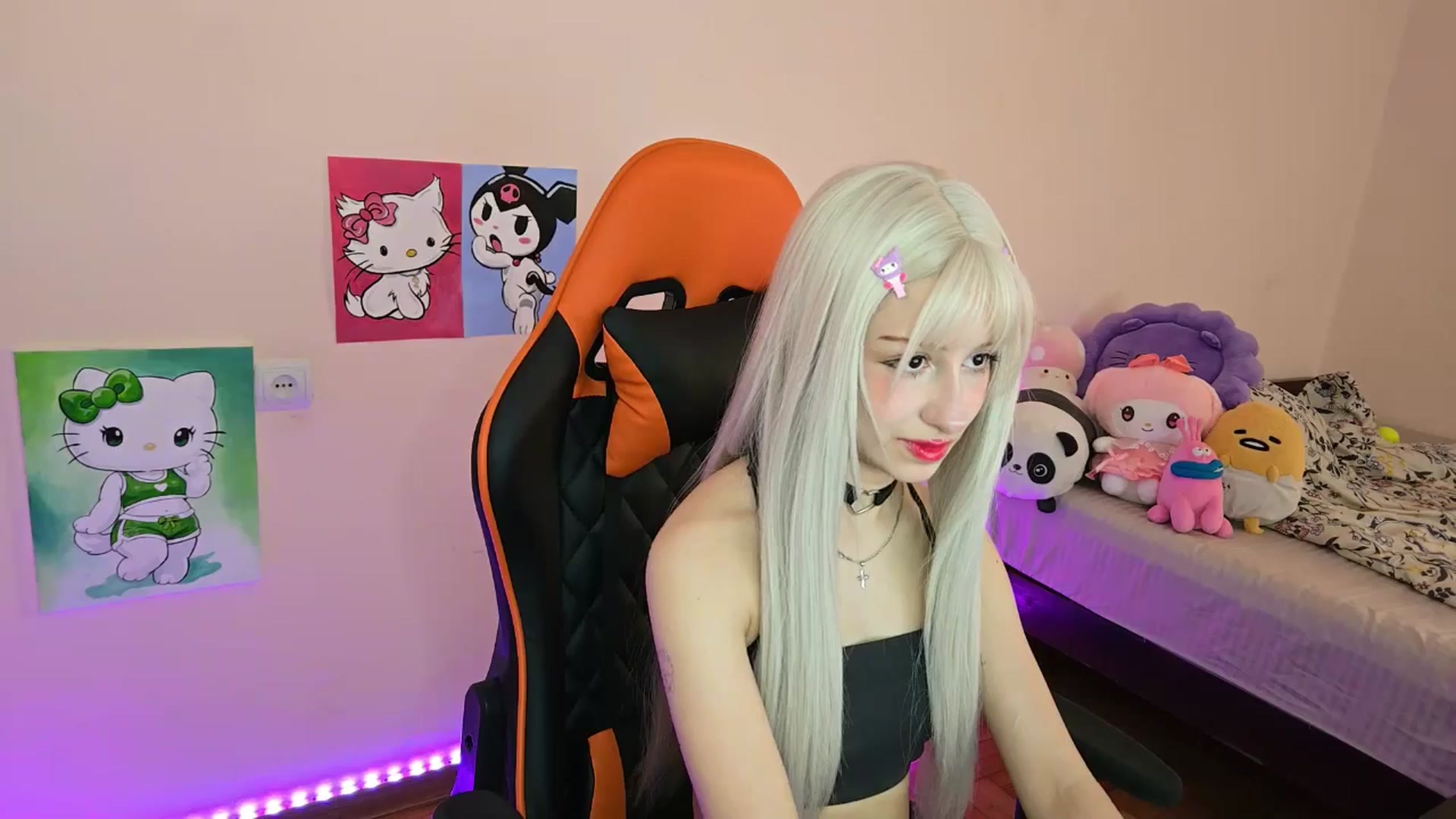Gallery image thumbnail from PureBlush_xo's myfreecams stream on, 04/23/2026, 05:56 image 9 of 20