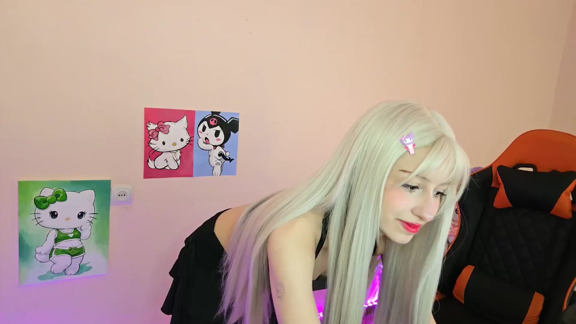 Gallery image thumbnail from PureBlush_xo's myfreecams stream on, 04/23/2026, 05:56 image 3 of 20