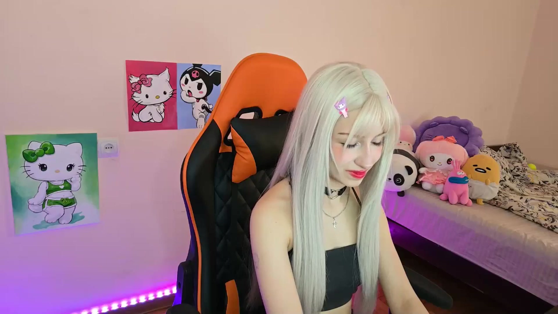Gallery image thumbnail from PureBlush_xo's myfreecams stream on, 04/23/2026, 05:56 image 8 of 20