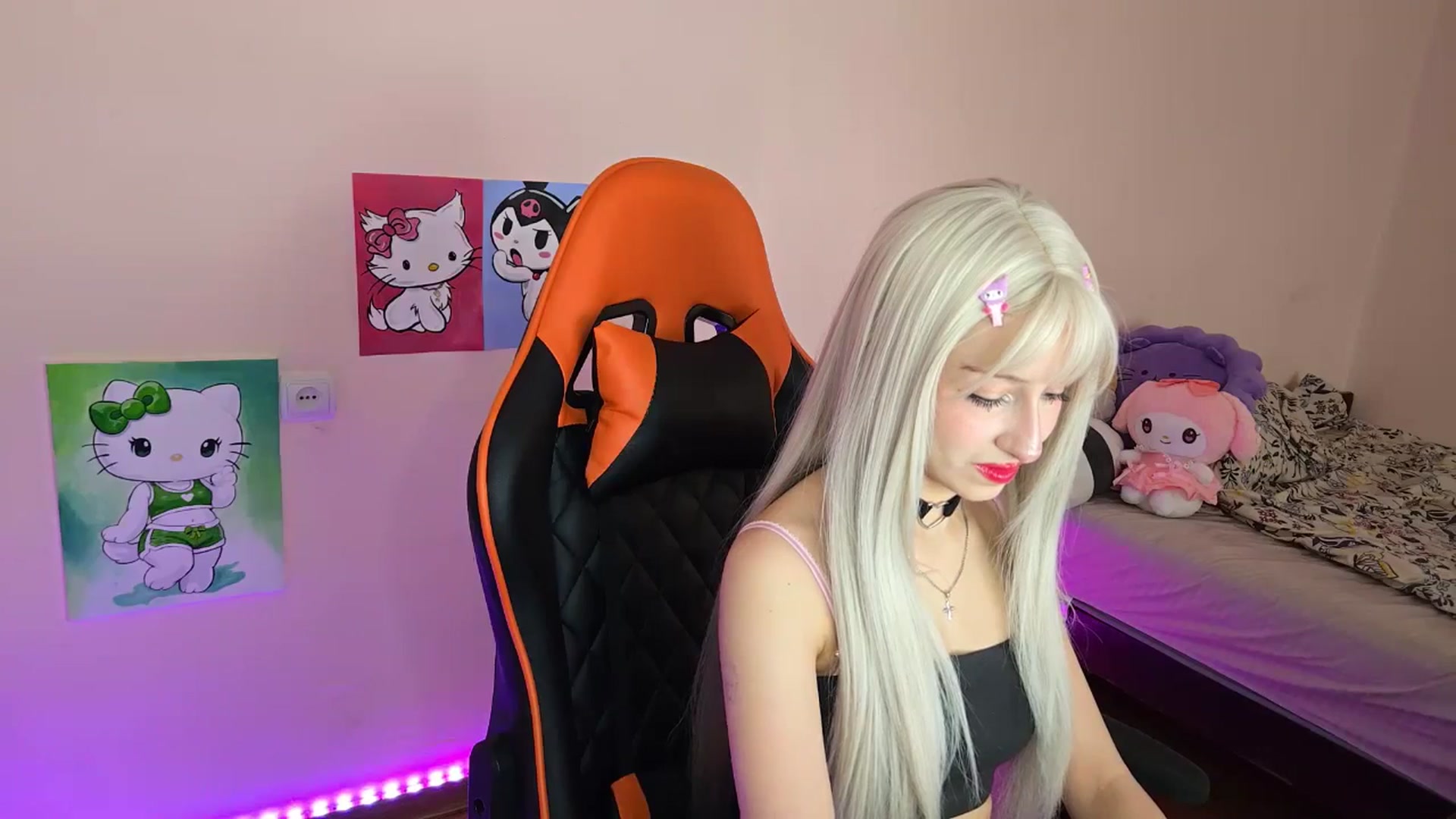 Gallery image thumbnail from PureBlush_xo's myfreecams stream on, 04/28/2026, 05:55 image 2 of 20