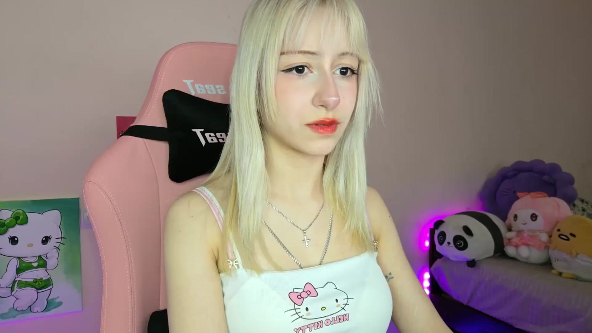Gallery image thumbnail from PureBlush_xo's myfreecams stream on, 05/09/2026, 05:32 image 20 of 20