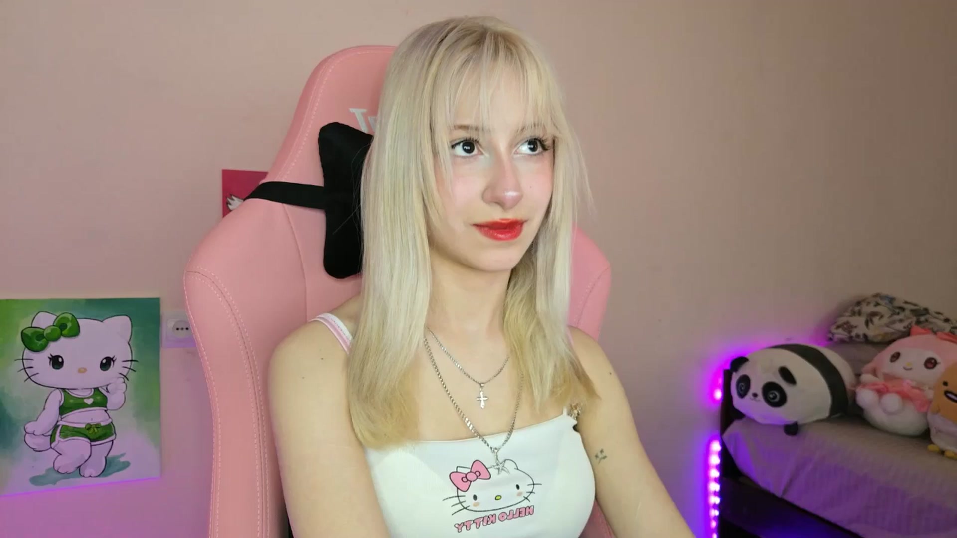 Gallery image thumbnail from PureBlush_xo's myfreecams stream on, 05/09/2026, 08:11 image 1 of 20